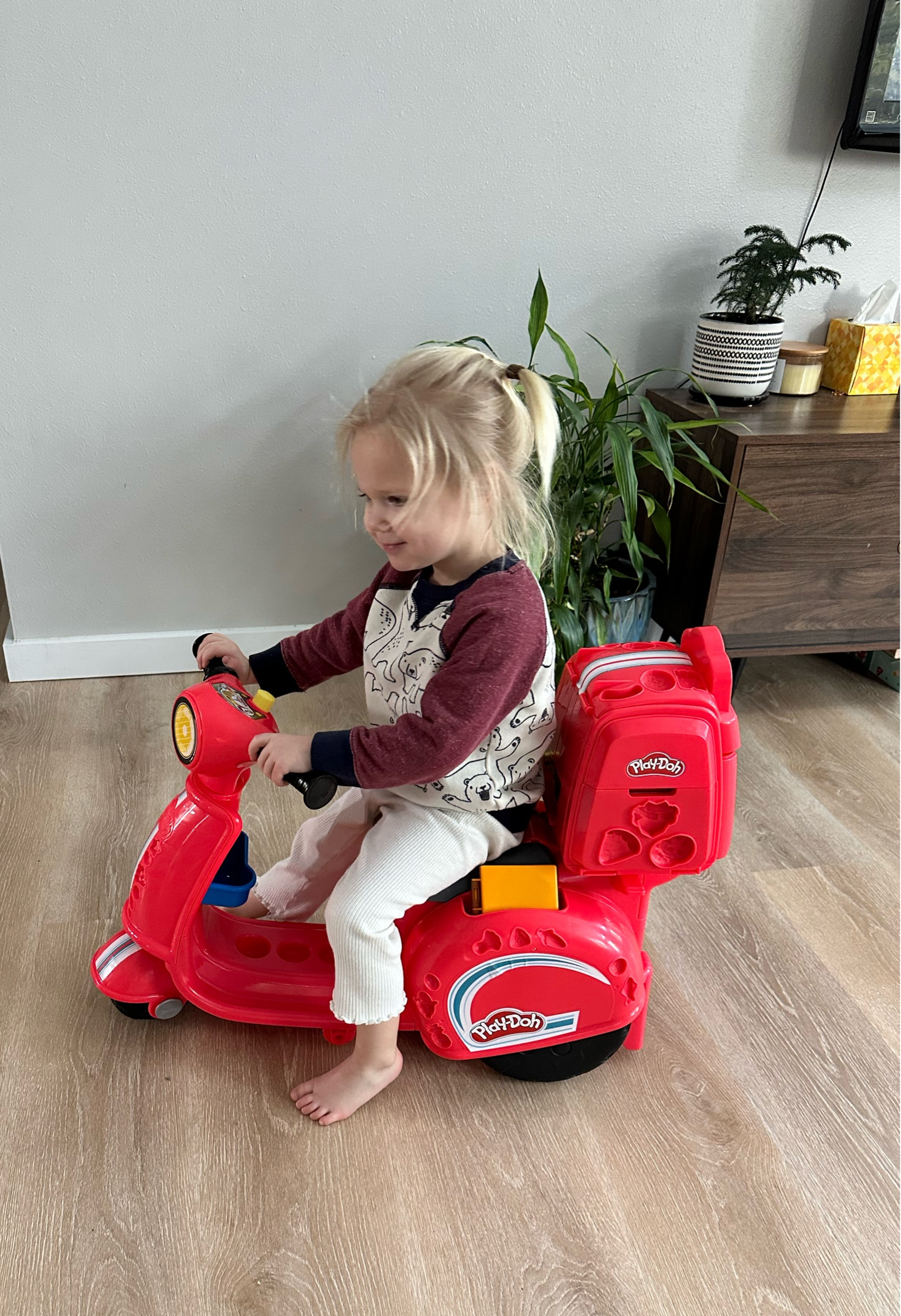 Play-Doh Pizza Delivery Scooter Playset, Large Ride-On Play Food Preschool Toys, Toy Pizza Set for Kids, Arts & Crafts for Boys & Girls, Ages 3+


#LTKSaleAlert #LTKFindsUnder50 #LTKKids