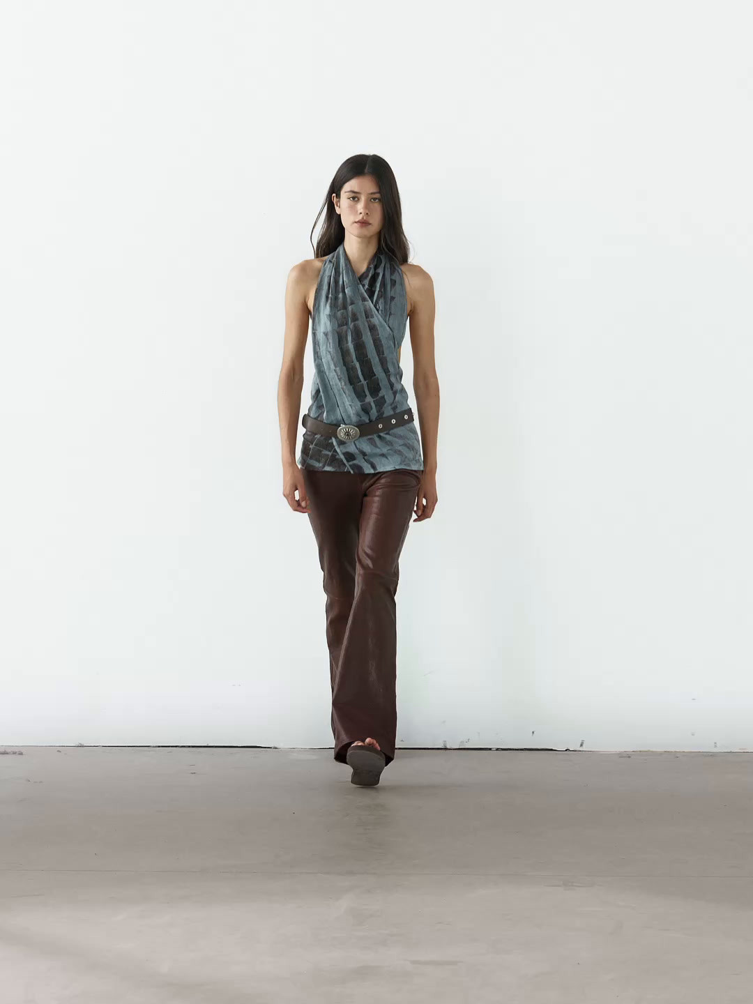 Print top with surplice neckline | Massimo Dutti UK