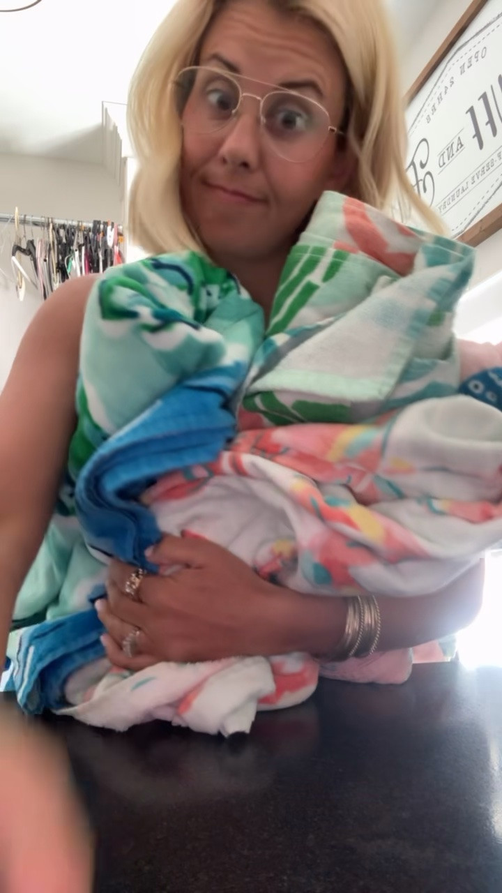 Daily 5….#1….the towels we know and love and they are now $11.99!!!

#LTKdayinmylife #LTKSeasonal #LTKmomlife