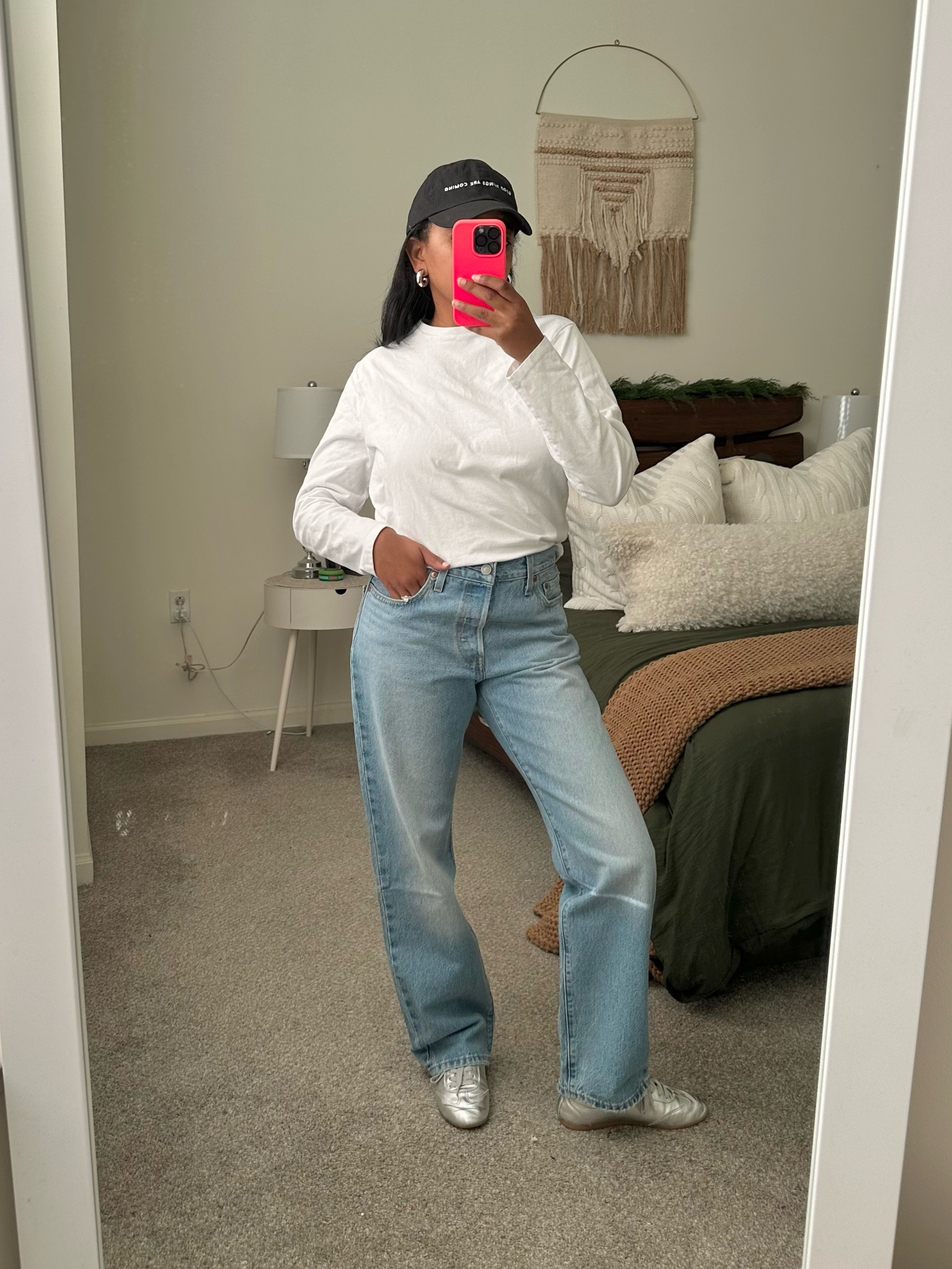 Jeans: size 27 (sized up for baggy fit)
Sneakers: size down one

#LTKStyleTip #LTKSeasonal #LTKFindsUnder100