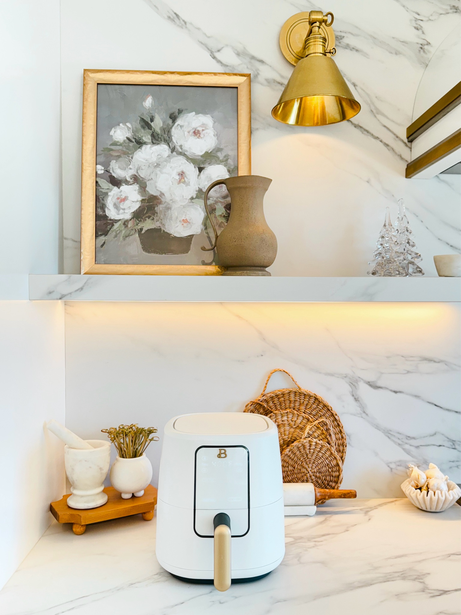 Favorite air fryer 🤍
Comes in several colors and sizes 

#LTKFindsUnder50 #LTKHome #LTKSaleAlert