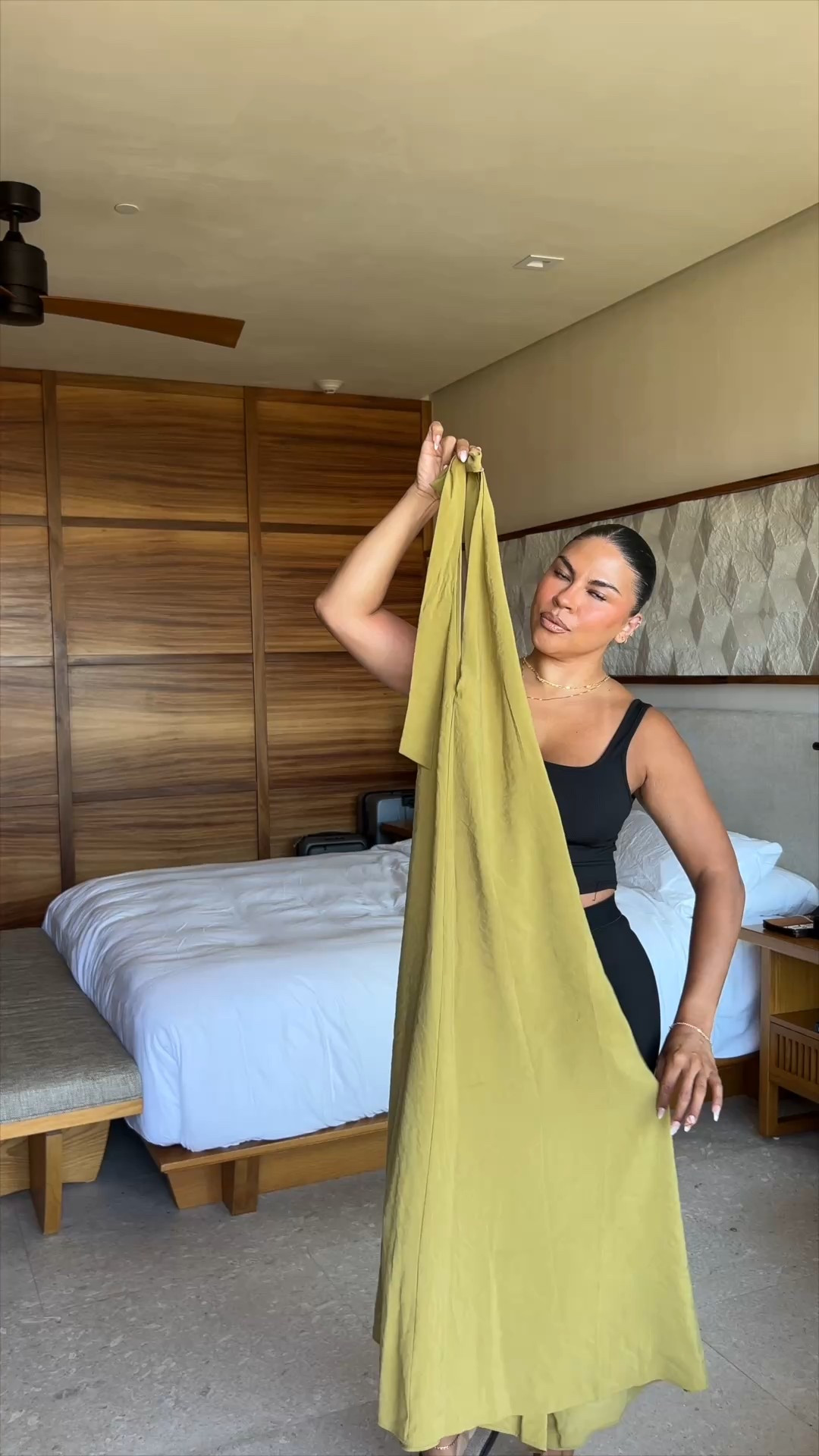 love this halter flowy dress from
@zara 

#LTKFindsUnder100 #LTKStyleTip #LTKBeauty