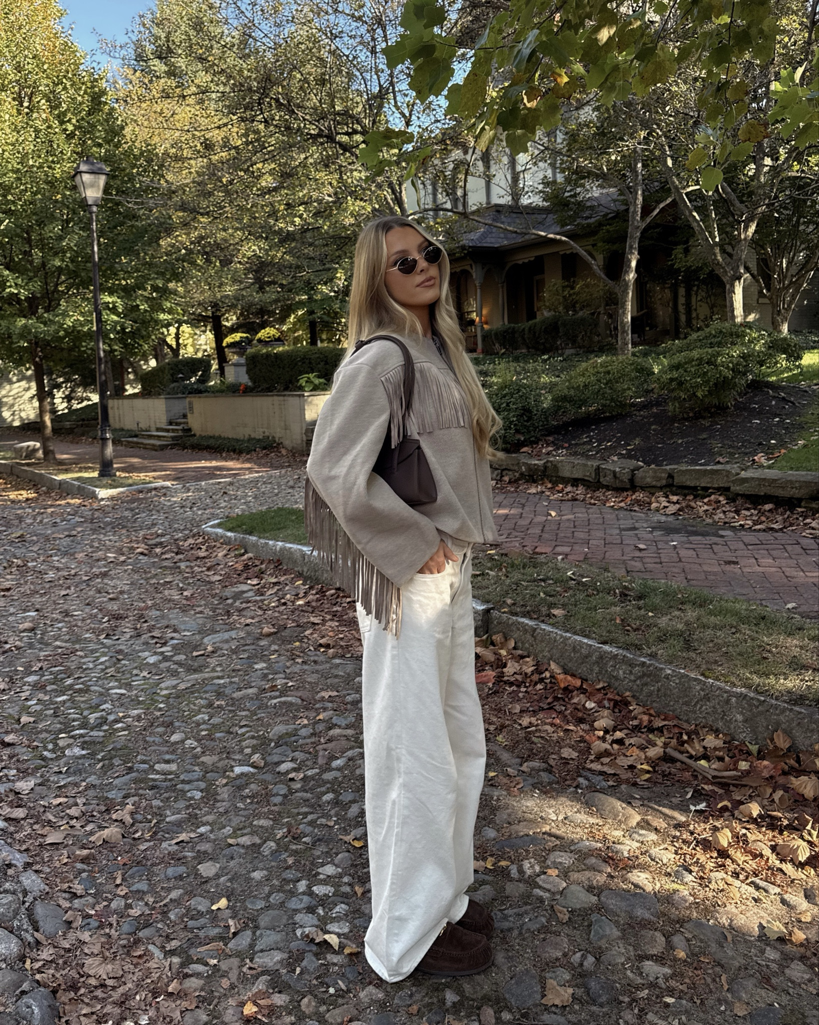 fall fringe moment 🍂🤎 wearing a large in the jacket! Could’ve done my true size (medium) but don’t mind the room for layering! True size in pants (they run bigger)

#LTKStyleTip #LTKHoliday #LTKTall