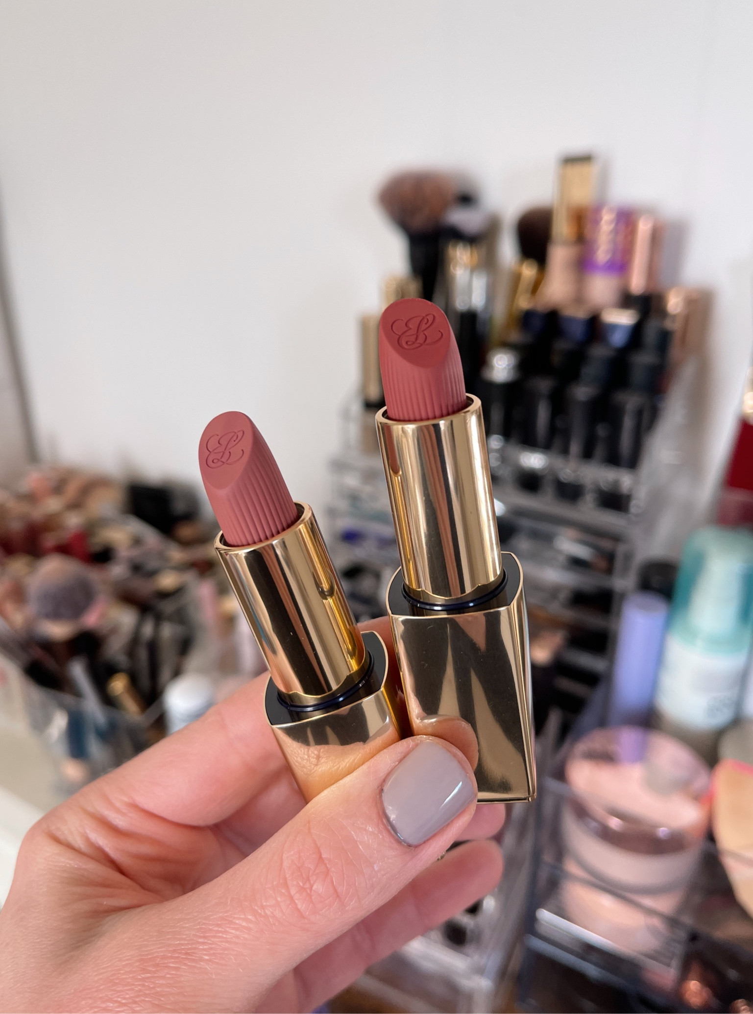 Obsessed with these new lipsticks from Estée Lauder 💄 The formula is matte but it’s so comfortable and doesn’t dry lips out at all (shades are ‘Love Bite’ & ‘Stolen Heart’)

#LTKFind #LTKbeauty #LTKunder50