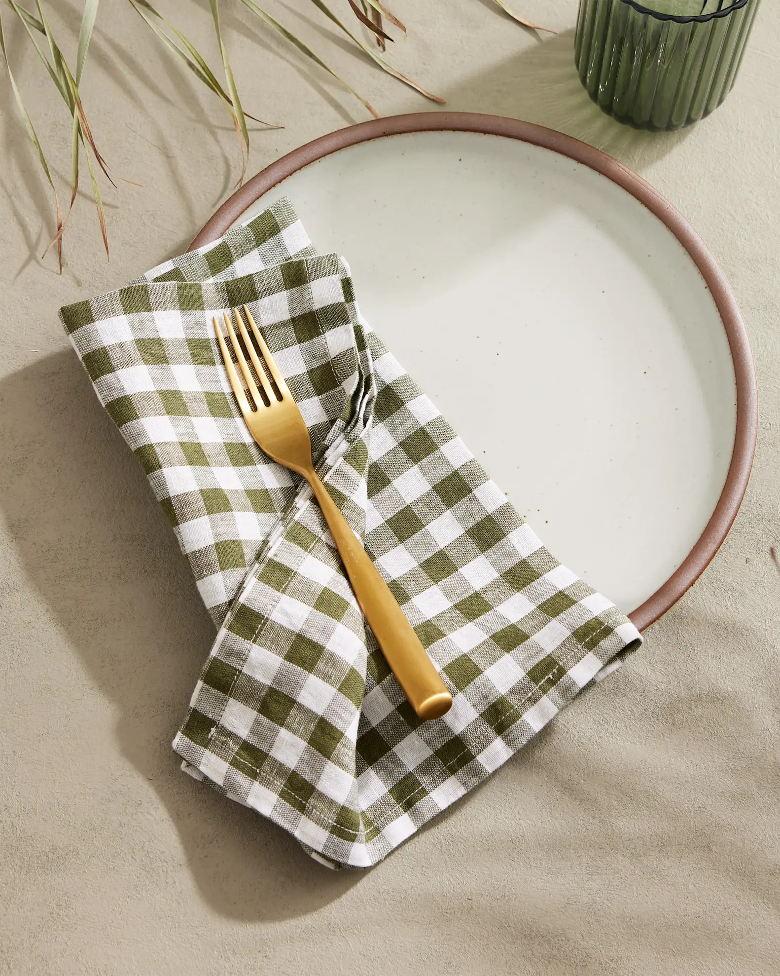 European Linen Gingham Napkins (Set of 4) in Olive | Quince