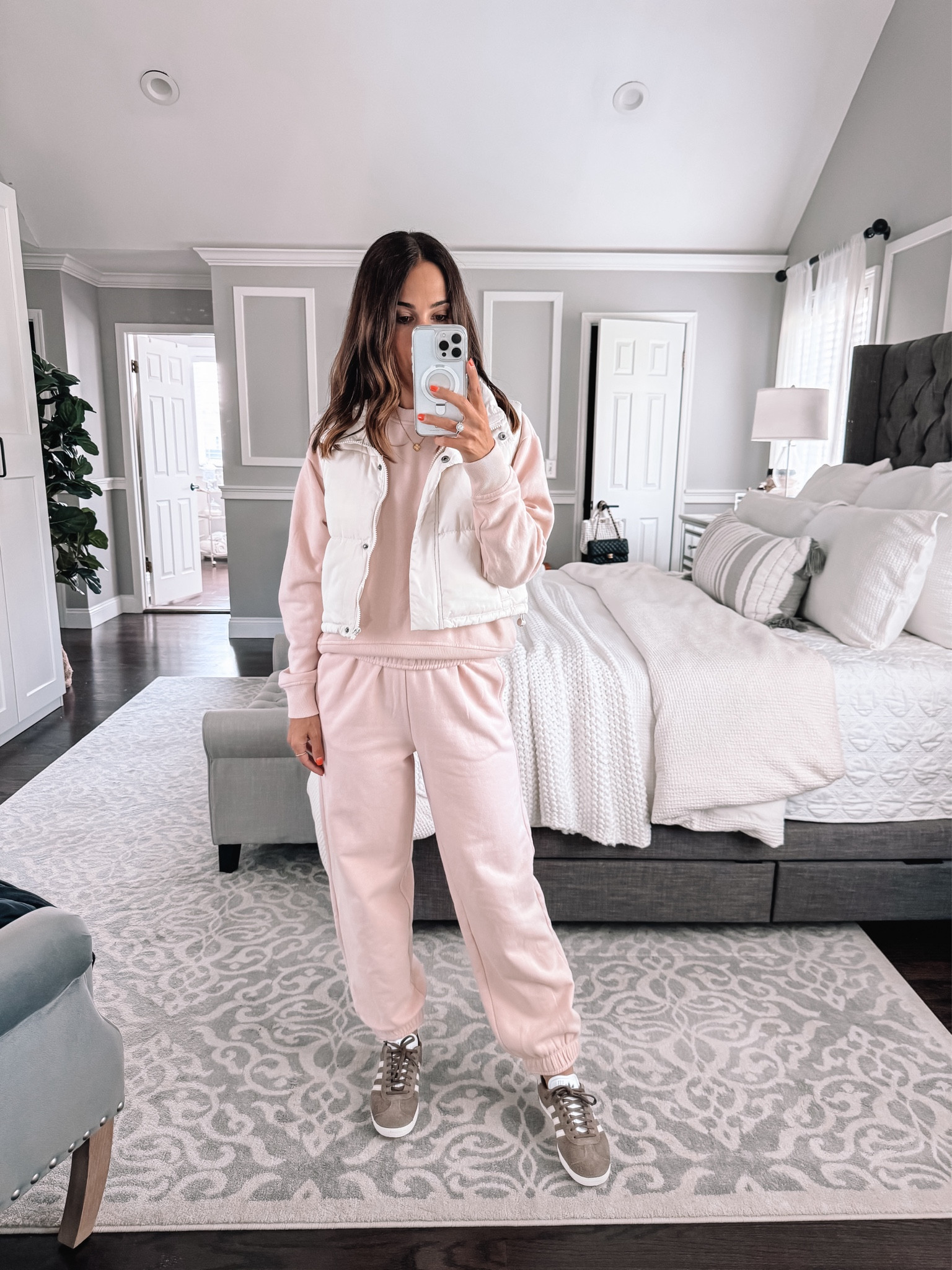 Matching sweat set from Nordstrom sale. I got 3 colors in this! Wearing size small pants to and xs top. Small in the vest it’s a must! 

#LTKFitness #LTKxNSale #LTKFindsUnder100