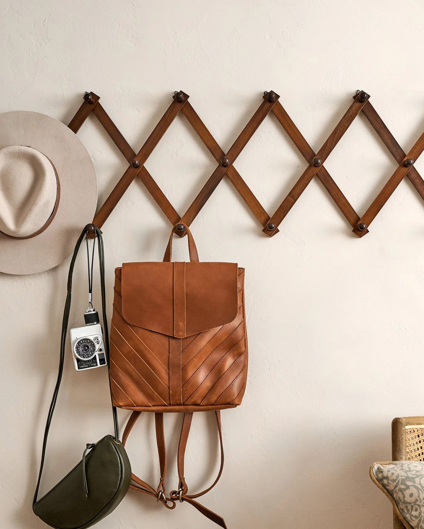 Accordion Wooden Wall Hook | Magnolia