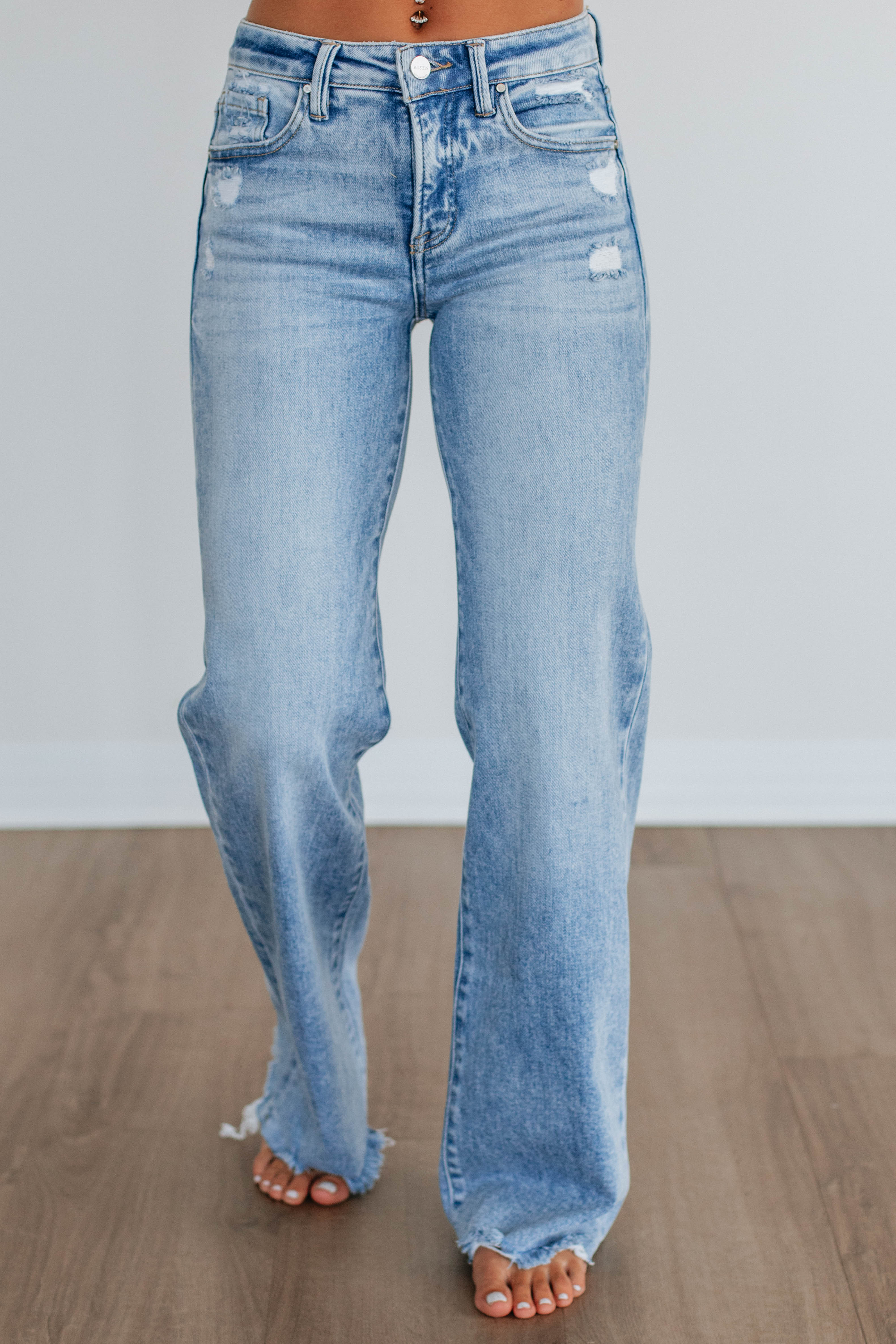 Adelyn Risen Jeans - Light Wash 5/27 / 32" | Wild Oak Boutique