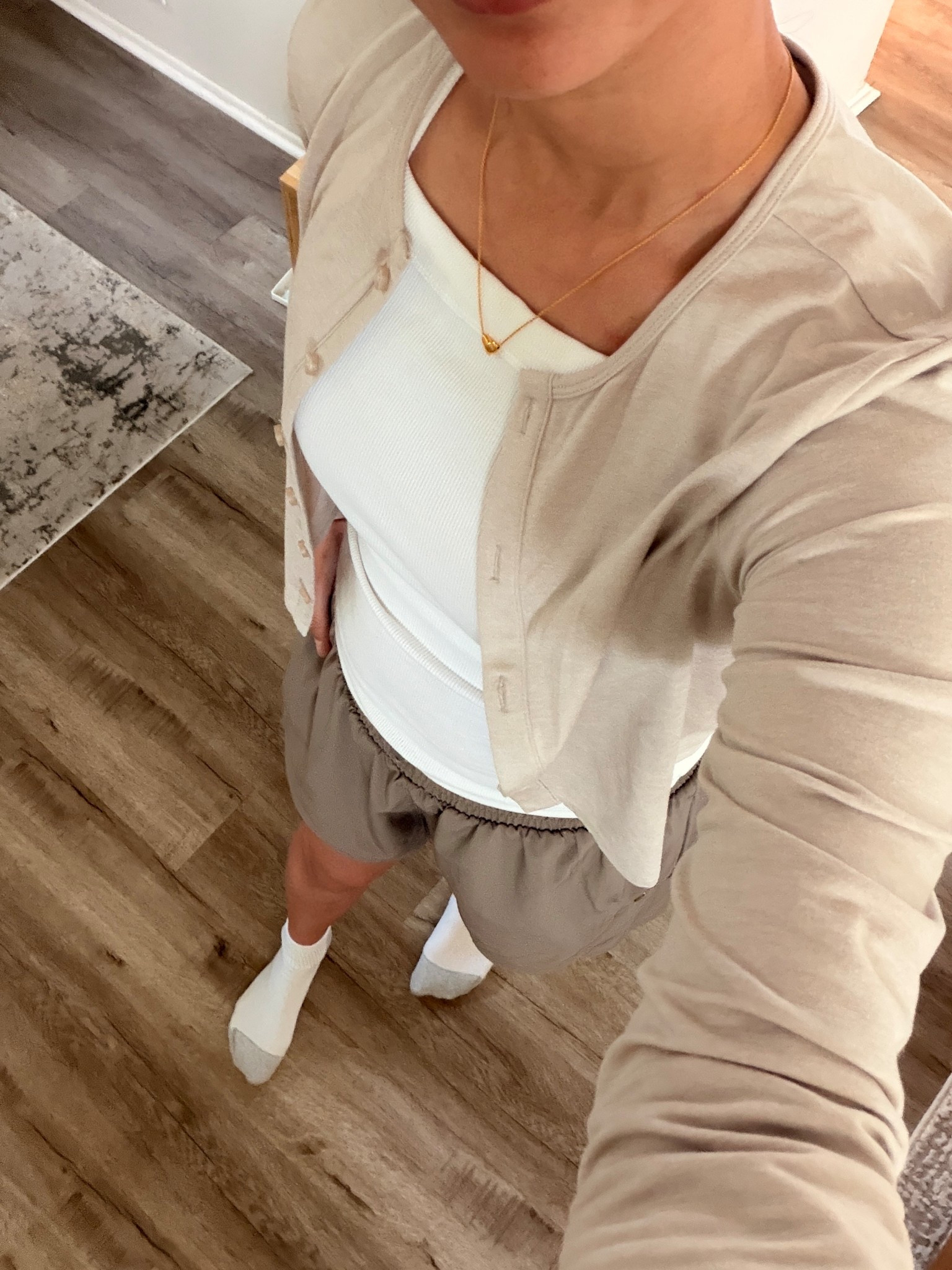 Mom uniform | neutral tones 🤎🤍  wearing pretty much the same thing everyday has been so helpful for me during busy mornings when I need to quickly get myself dressed and then my daughter dressed for school 