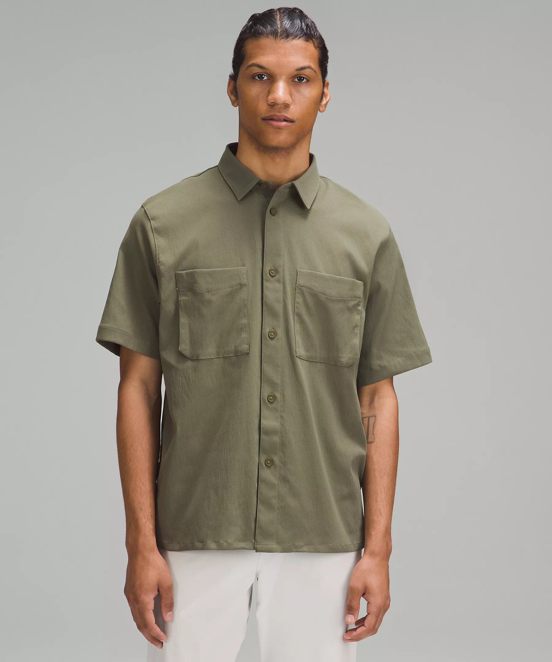 Relaxed-Fit Short Sleeve Button-Up | Men's Short Sleeve Shirts & Tee's | lululemon | Lululemon (US)