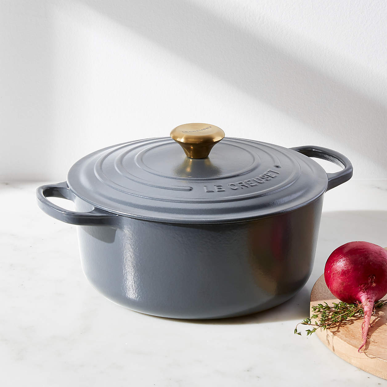 Le Creuset Signature Round 5.5-Qt. Graphite Grey Enameled Cast Iron Dutch Oven with Lid + Reviews... | Crate & Barrel