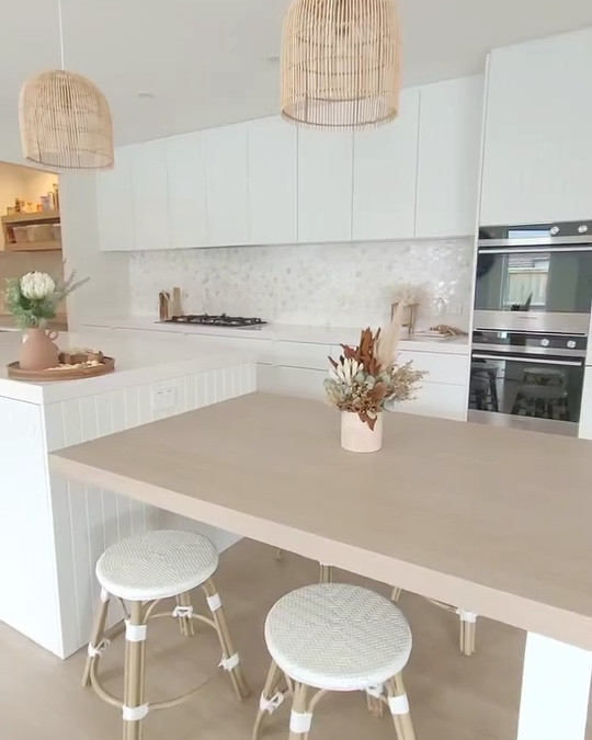 The cutest bar stools you’ll ever find! We’ve had them for 2 years and they still as good as new 🙌 love a good mix of rattan and white, they go so well together 💕

The little ones have sold out but the tall bar stools are still available

SHOP THE LOOK 👆

#LTKhome #LTKnewzealand #LTKaustralia