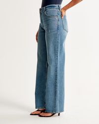 Curve Love High Rise 90s Relaxed Jean | Abercrombie & Fitch (US)