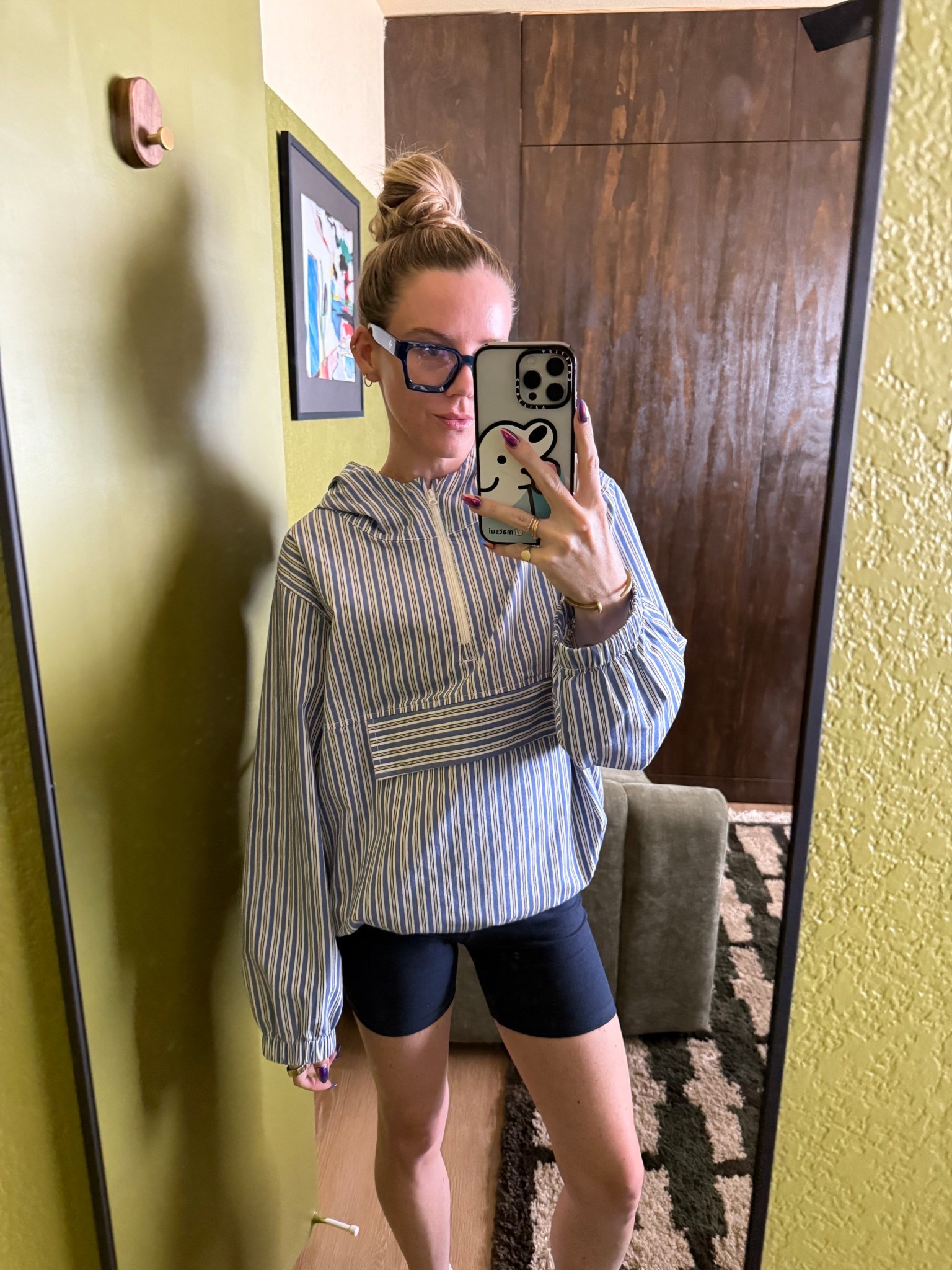 Medium in the windbreaker and XS in the beyond yoga set!

#LTKfitnessgoals #LTKActive #LTKdayinmylife