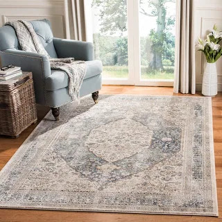 SAFAVIEH Oregon Annagret Traditional Oriental Rug - 4' x 6' - Beige/Grey | Bed Bath & Beyond