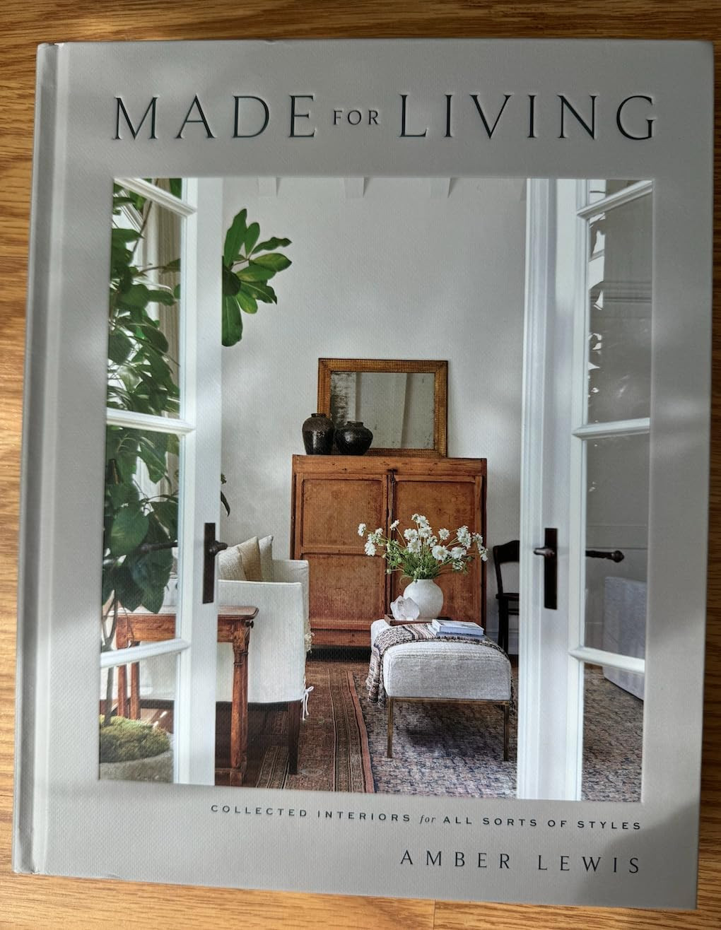 Made for Living |  Coffee Table  Book

Designing a room with all the vibes comes down to how you layer your décor. The more you can mix the elements of your room—your pillows, objects, patterns, and lighting—the more finished it’ll feel: not too new, not too old, but just right. Scroll for More  Home Options 

 

#LTKHome #LTKFindsUnder50