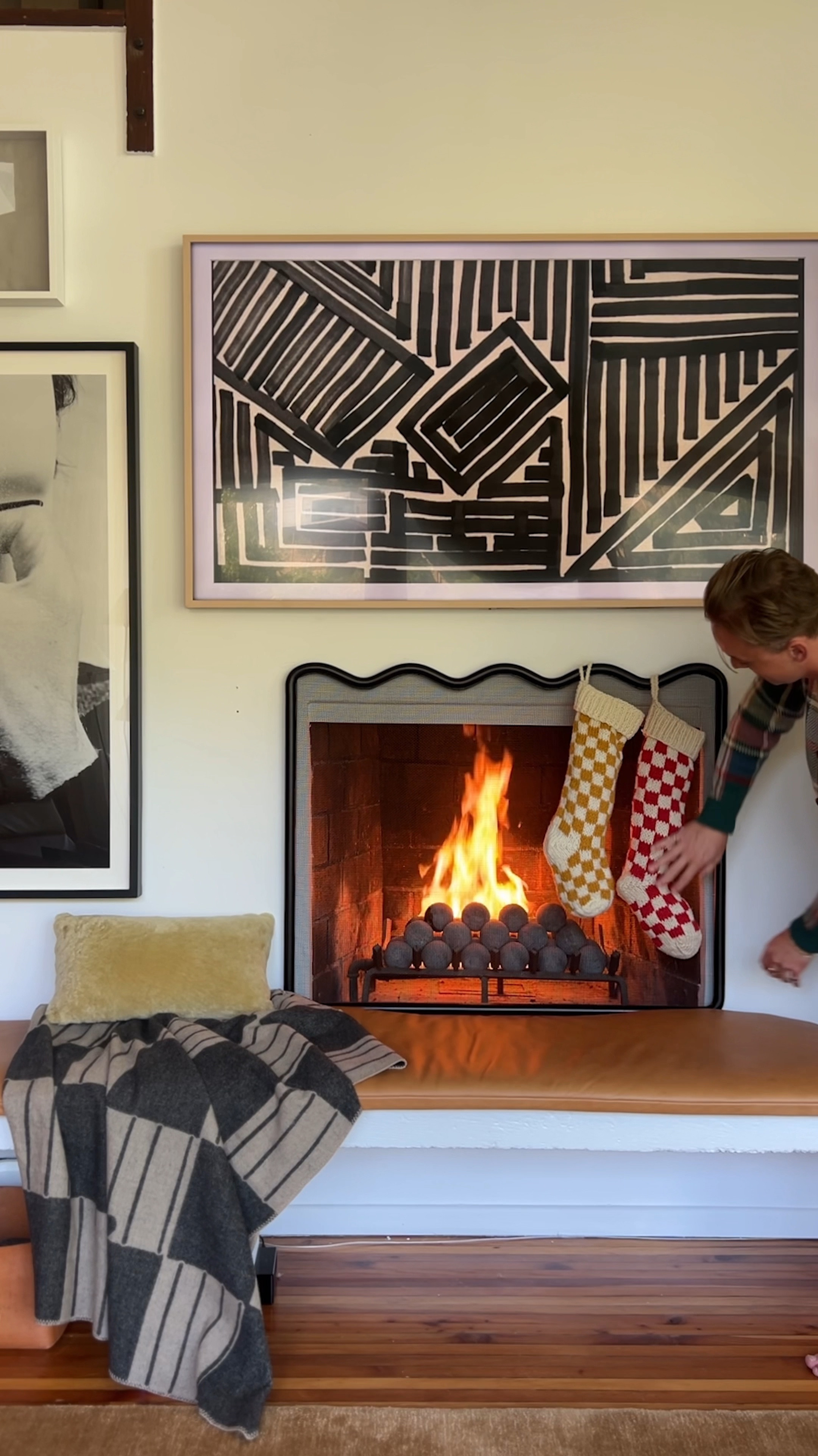 A few of my holiday favorites from @allmodern to get you and your space ready to host this holiday season.

#allmodernpartner #modernmadesimple

#LTKHoliday #LTKHome #LTKSeasonal