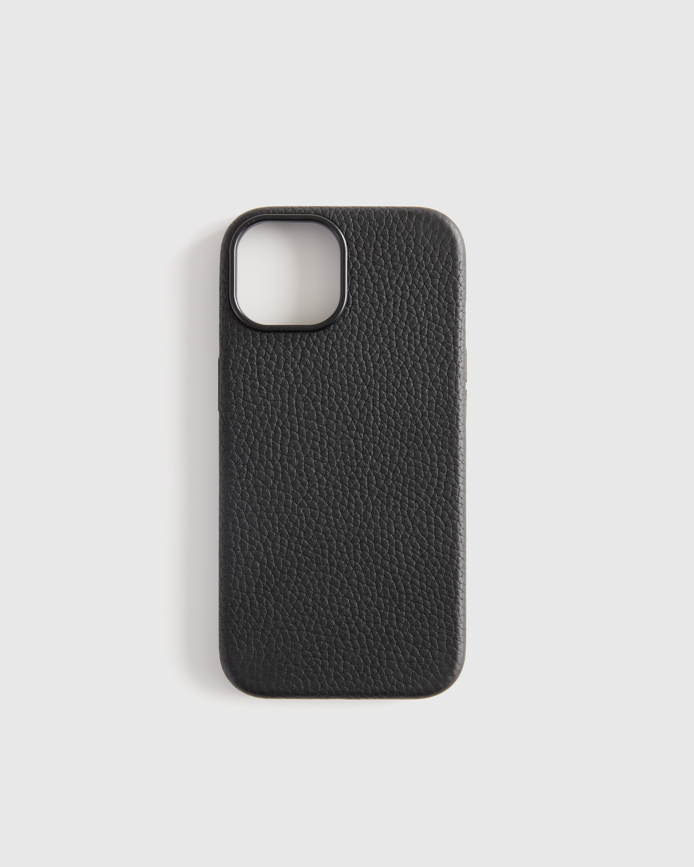 Quince | Leather Phone MagSafe Case in Black, Size 16 | Quince