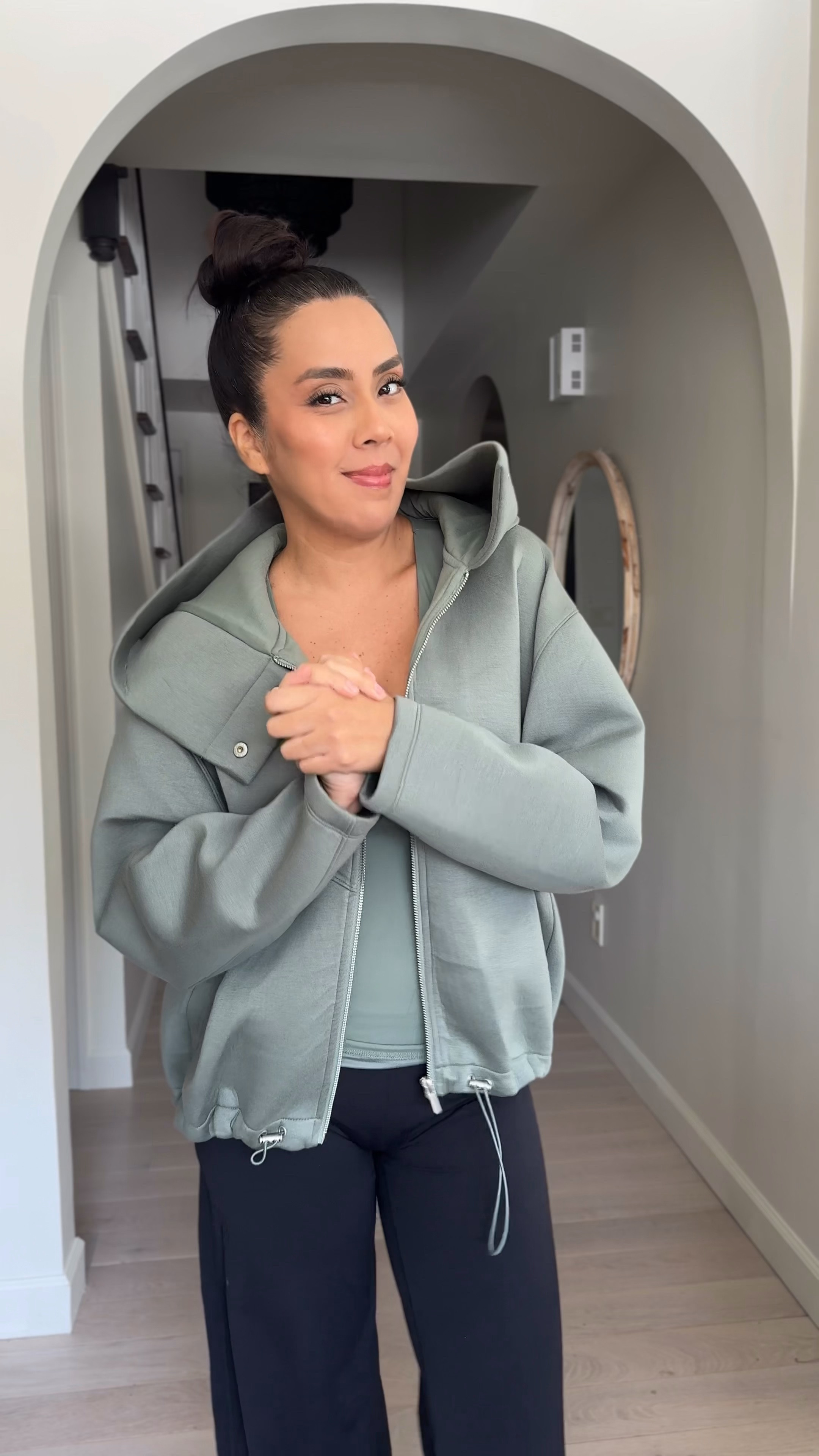 Cozy look for everyday errands 

#LTKmomlife #LTKOver40 #LTKdayinmylife