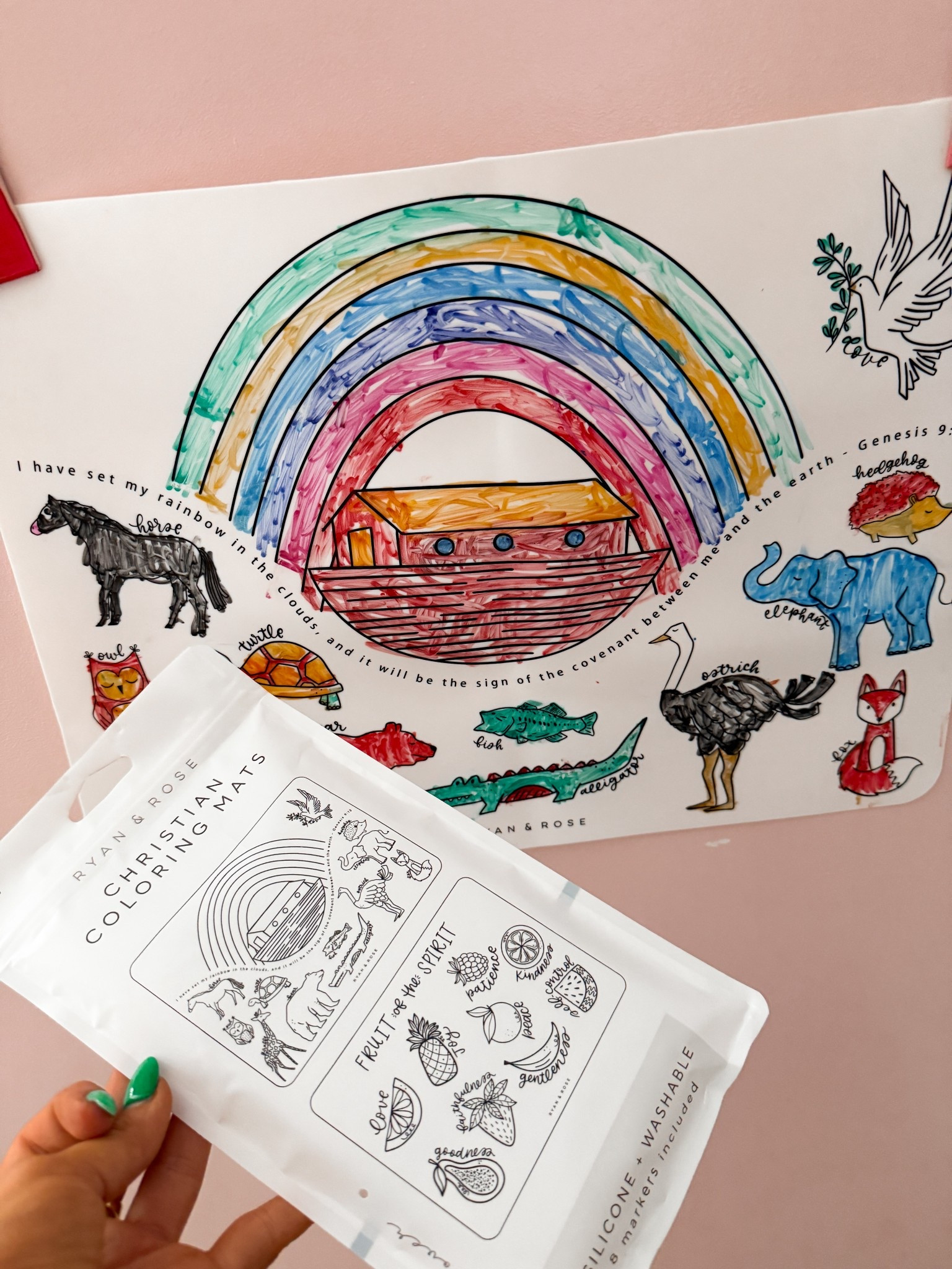 The best mess free kid activity 👏🏼