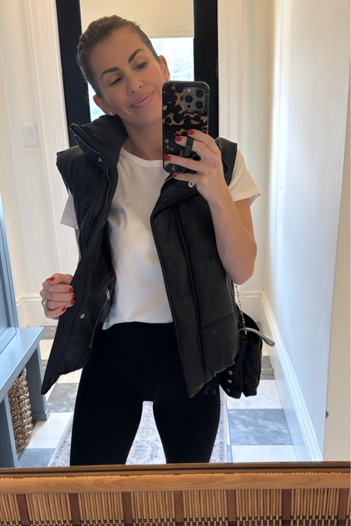 Mom life on the go look! 