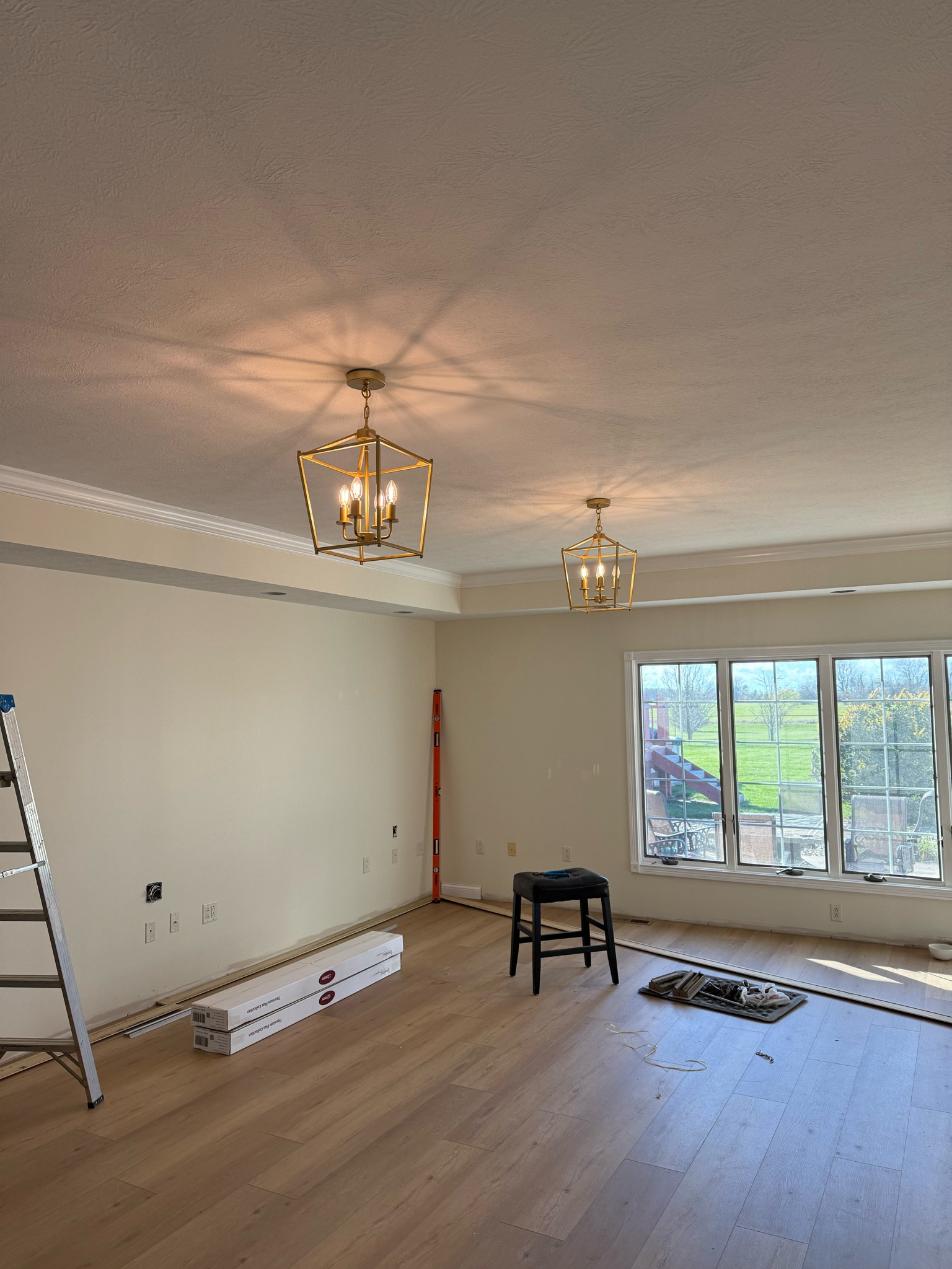 Living room lights are up 🤩 

#LTKFindsUnder100 #LTKHome #LTKCyberWeek