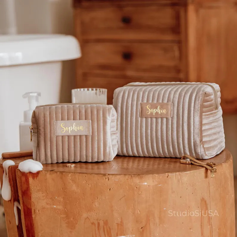 Personalized Velvet Makeup Bag, Custom Travel Toiletry Bag, Bridesmaid Gift, Gift for Her, Birthd... | Etsy (US)