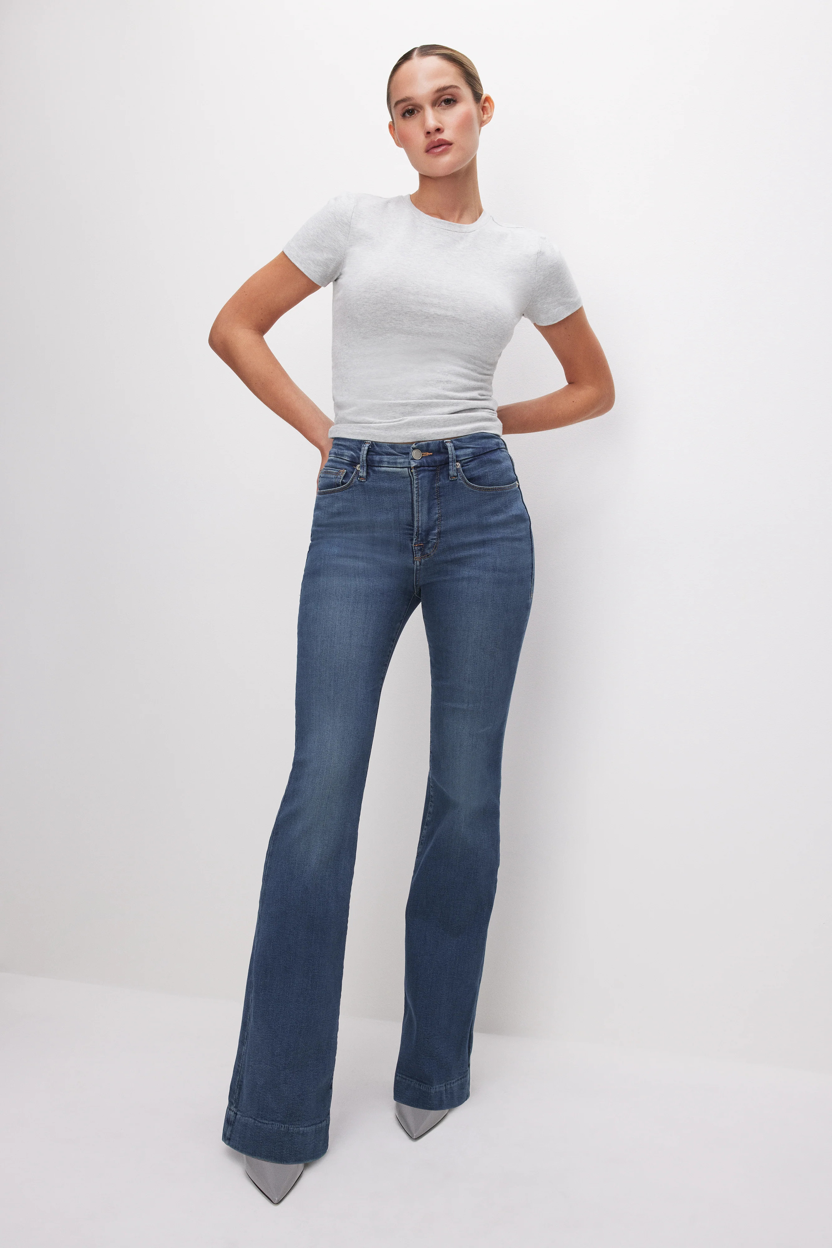 GOOD LEGS FLARE JEANS | Good American