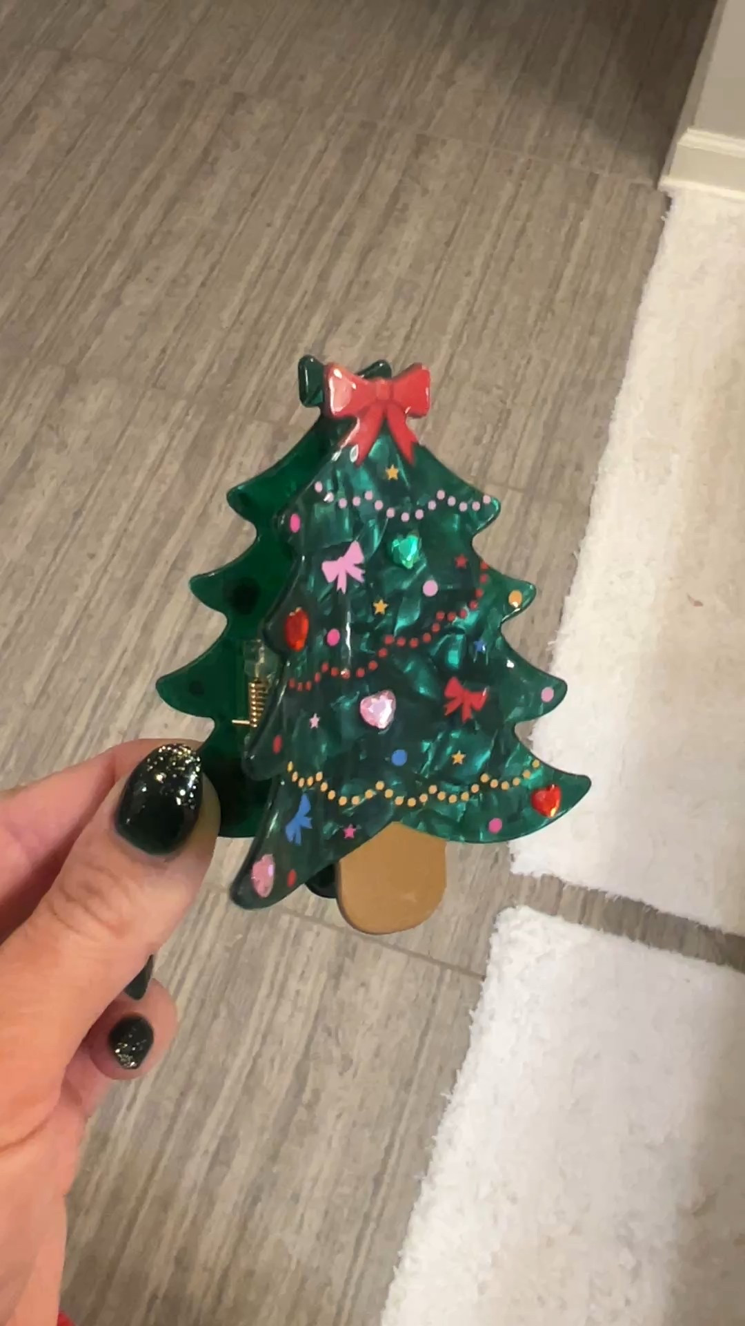 Cute hair accessories for the holidays! 




#LTKGiftGuide #LTKHoliday