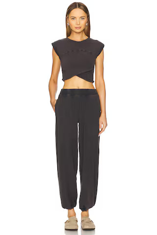 Free People x FP Movement Hot Shot Cross Over Set in Black from Revolve.com | Revolve Clothing (Global)