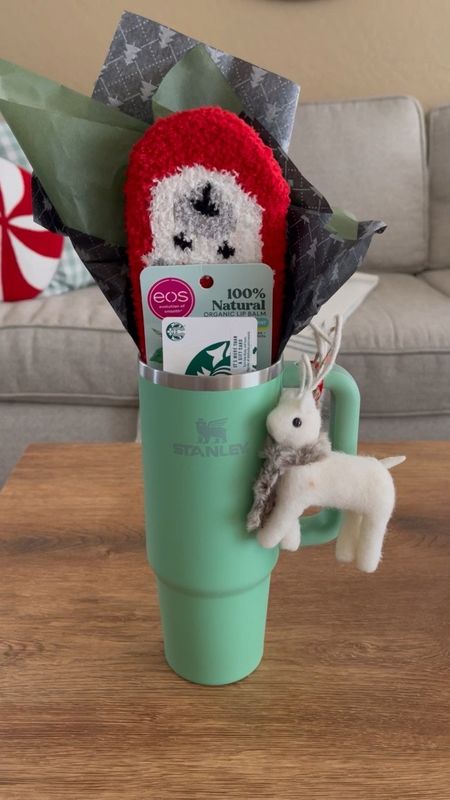 🎁Easy Tumbler Gift Idea! You can use any tumbler, mug or cup to fill it with goodies like cozy socks, lip balm, gift cards… you can customize the items inside each tumbler to create a unique and personalized gift. 




#christmasgifts #christmasgift #christmasgiftideas #christmasgiftsideas #gift #giftideas #stanley #giftsforher #giftforher #giftguide 

#LTKhome #LTKVideo #LTKSeasonal #LTKstyletip #LTKHoliday #LTKGiftGuide
