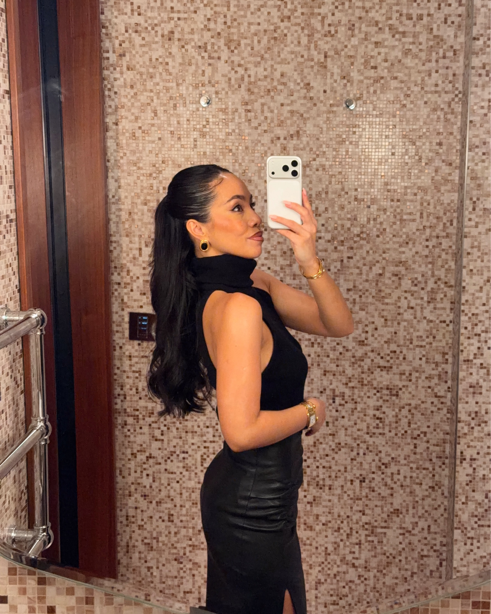 Outfit of the night in Paris 🖤 you can’t go wrong with a leather skirt and sleeveless roll neck combo 💁🏻‍♀️ 

#LTKeurope #LTKstyletip #LTKdatenight