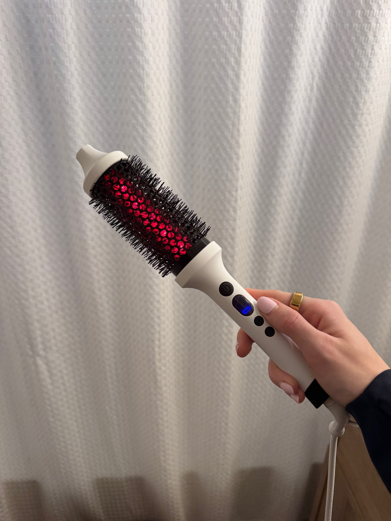 New fav hair tool 🎀

#LTKMostLoved #LTKSeasonal #LTKBeauty