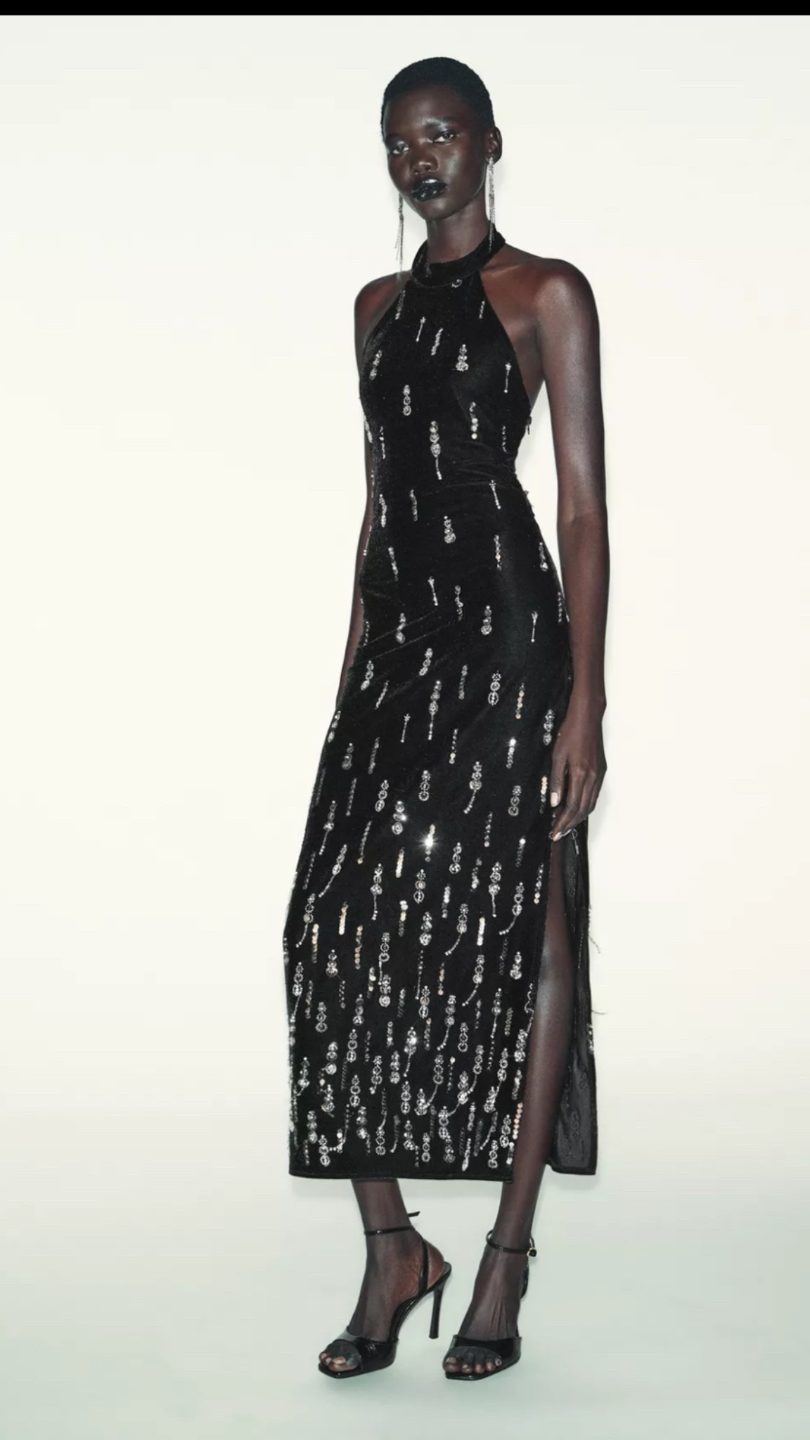 How stunning!! 

Zara, new in Zara, beaded dress