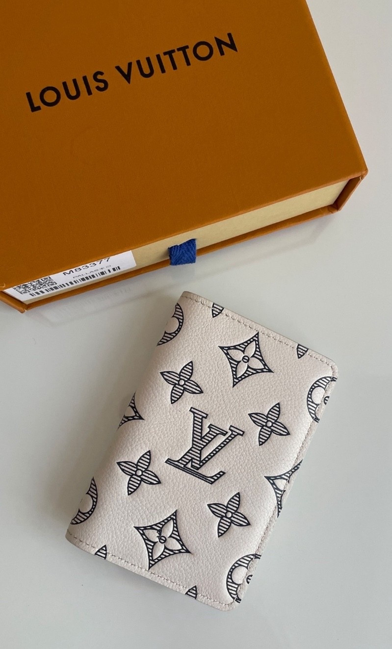 So classy 😍🤩🔥

#LTKBeauty #LTKStyleTip #LTKActive