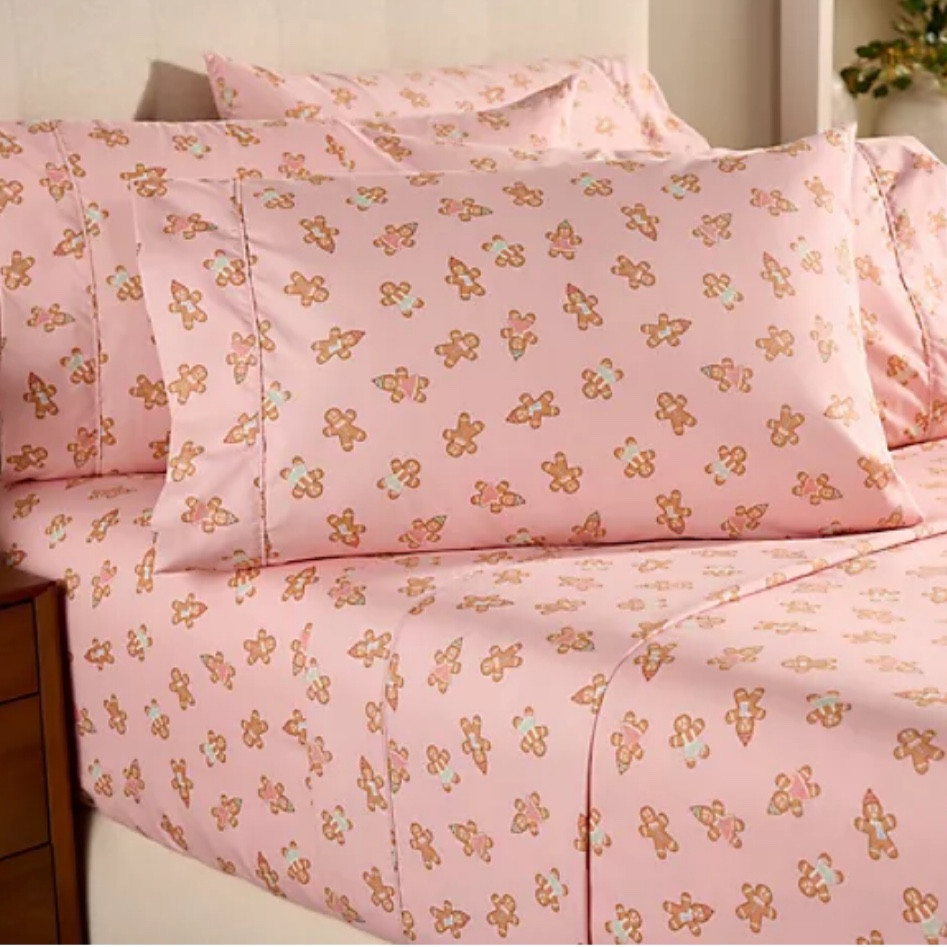 Pink gingerbread man bed sheets

#LTKHome #LTKSeasonal