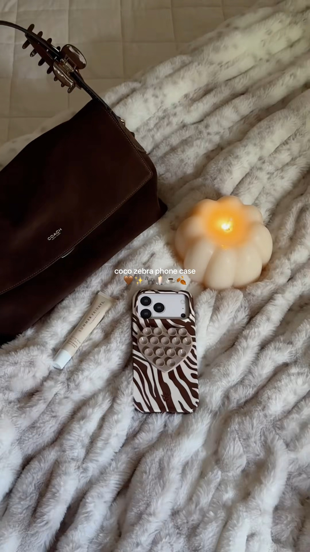 phone case for fall 🤎

velvet caviar phone case, iPhone case