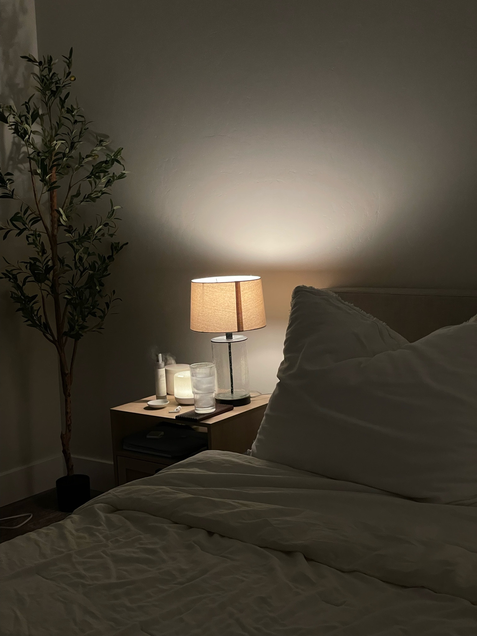 Bedding details 🕊️