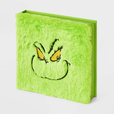 Women's The Grinch Furry Face Box of Cozy Embroidered Crew Socks - Green/Pink 4-10 | Target