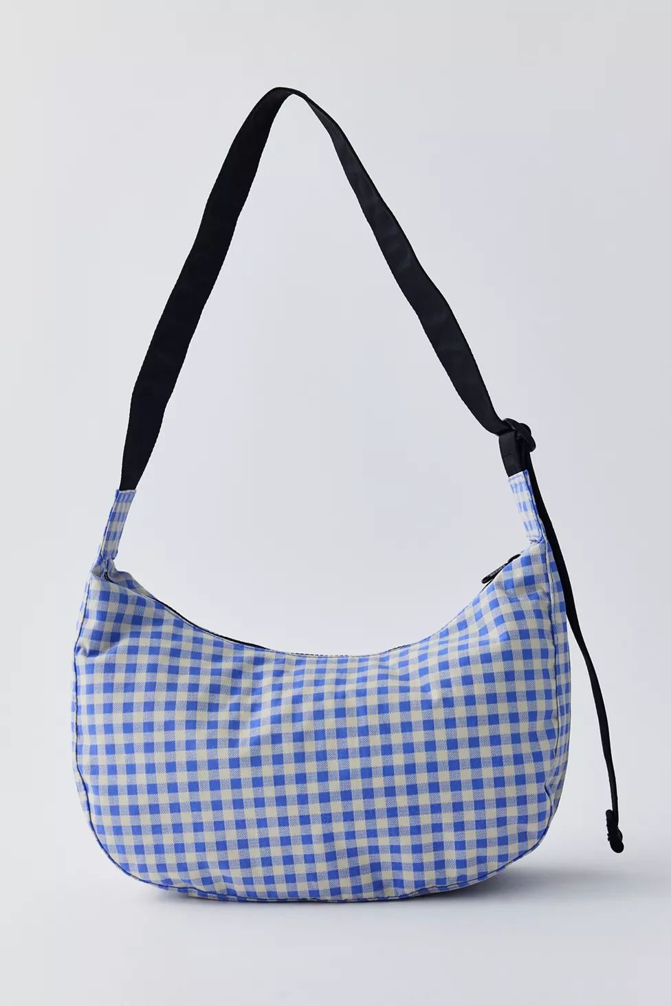 BAGGU UO Exclusive Gingham Medium Nylon Crescent Bag | Urban Outfitters (US and RoW)