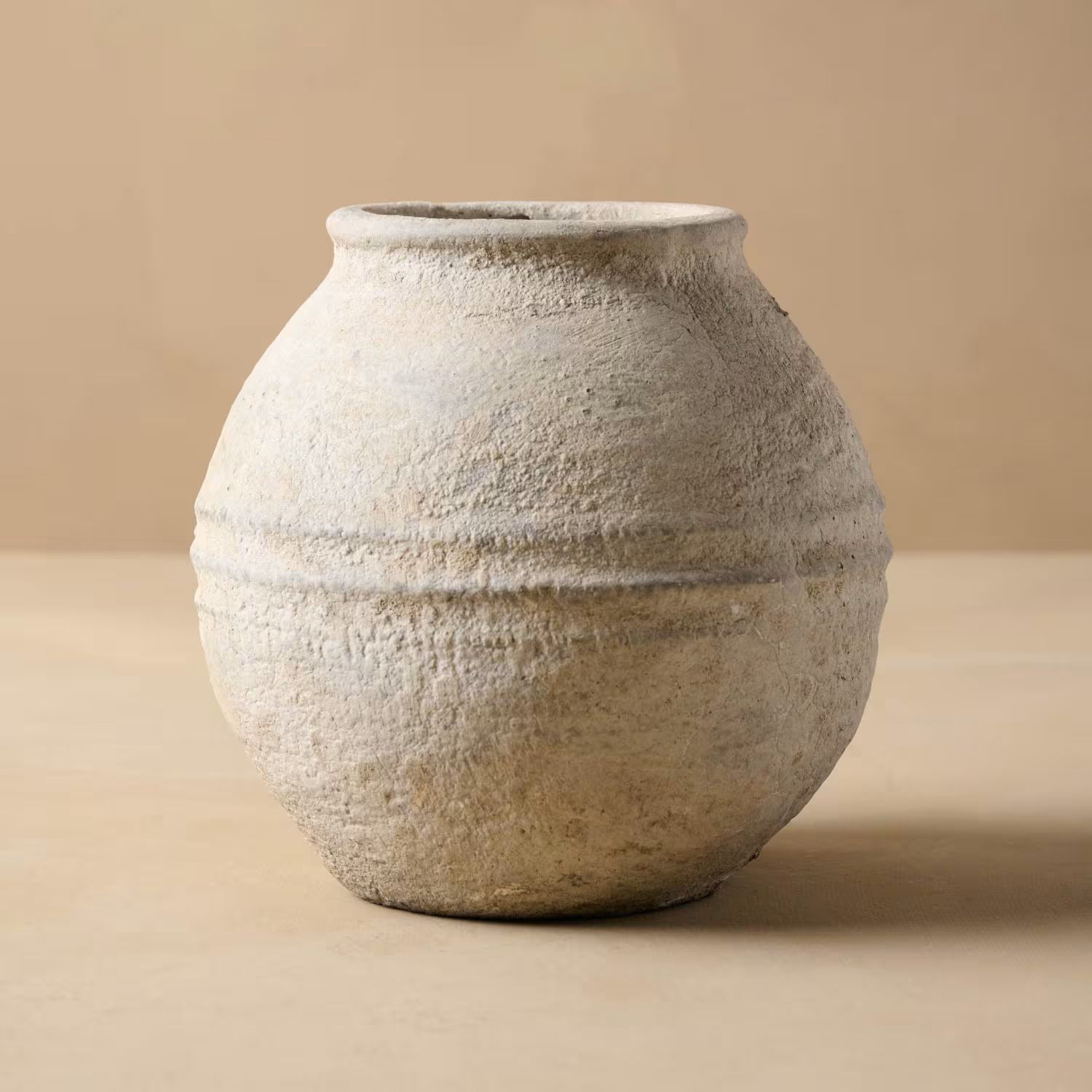 Concrete Round Vase | Magnolia