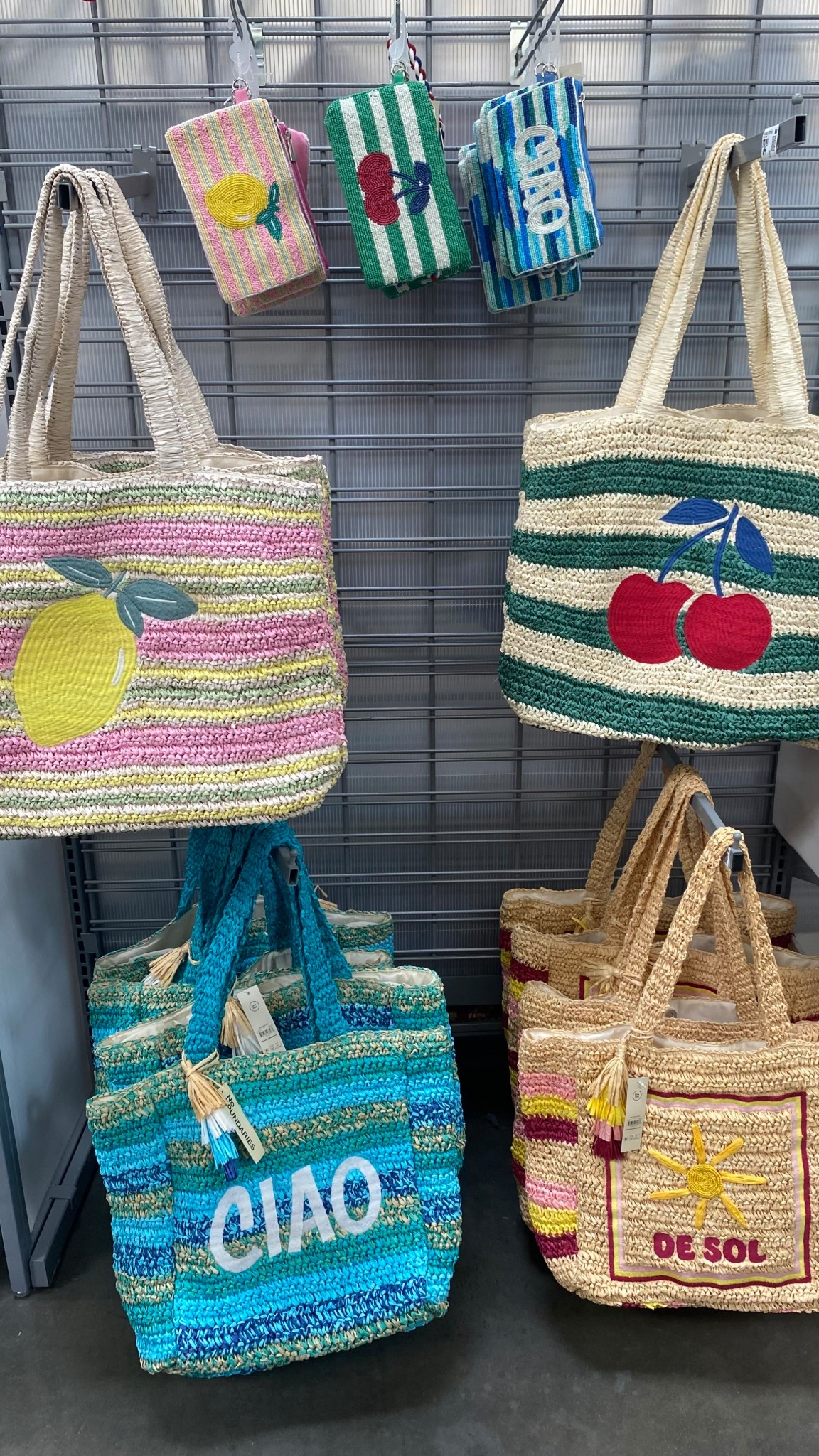These beach tote bags are selling fast!
