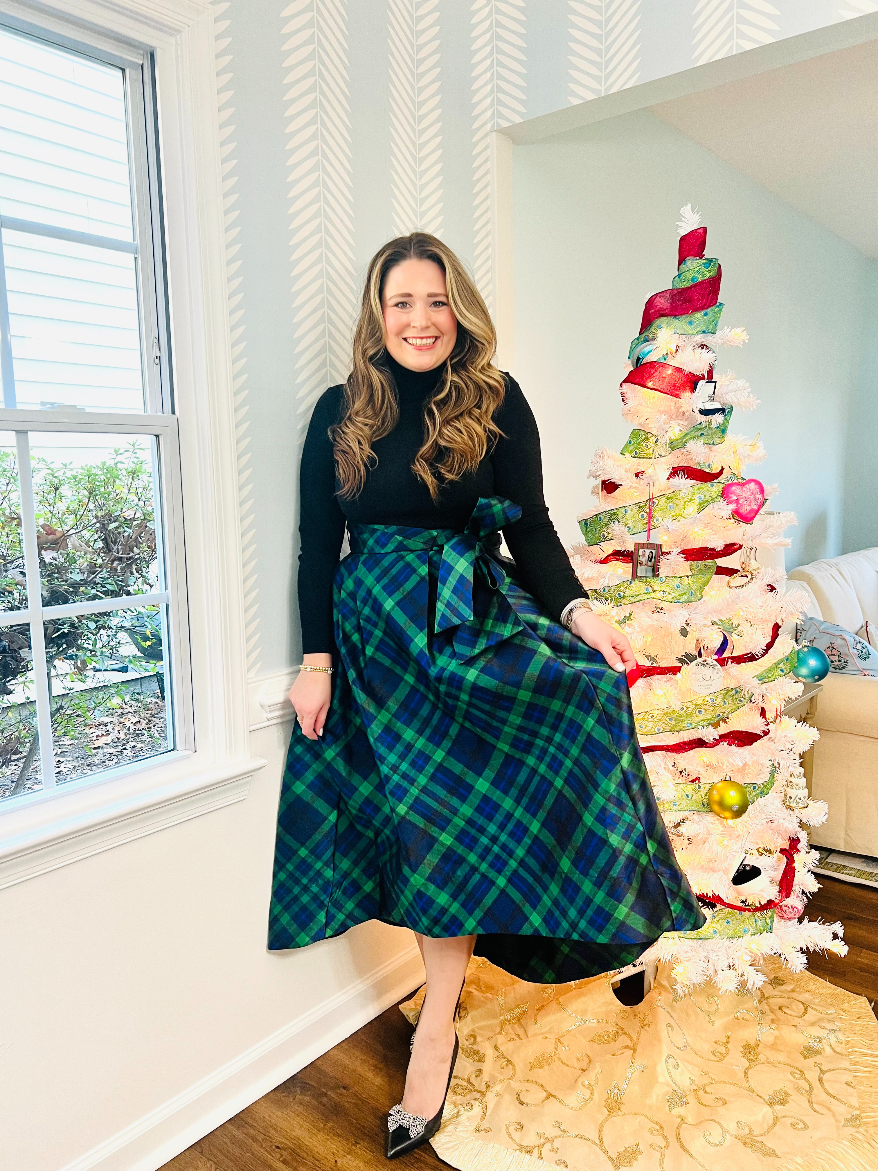 Plaid Skirt || Christmas Skirt || Holiday Party Outfit || Holiday Party Skirt 

 #LTKHoliday #LTKSeasonal #LTKMidsize