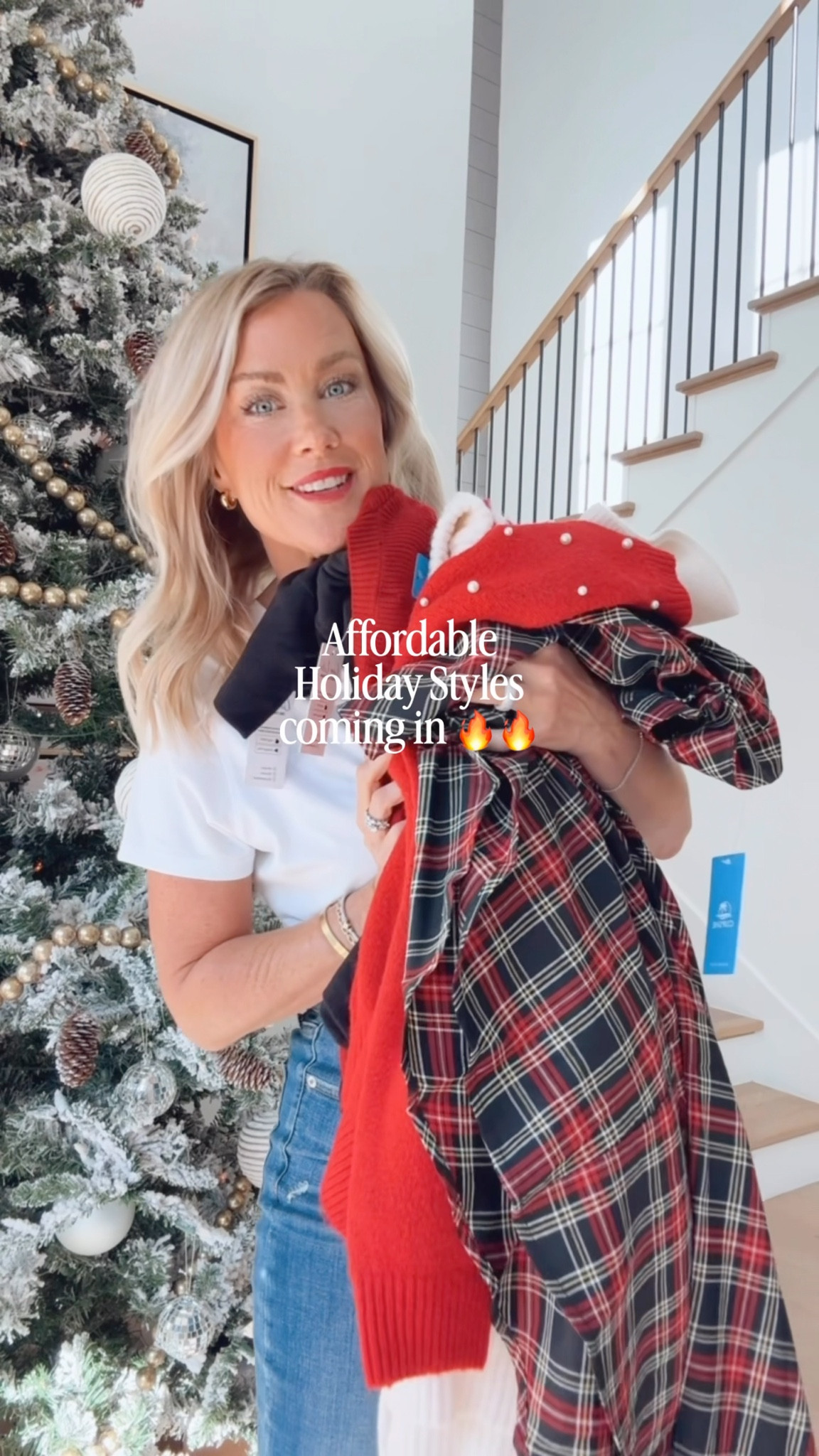 Cozy sweaters are truly my winter weakness… soft knits, easy layers, and that effortless look we all want this time of year. I’ve been loving these styles, perfect for those throw-on-and-go days. Use Cassie15 for 15% off $70+ or Cassie20 for 20% off $135!
@cupshe #cupshe #cupshepartner @shop.ltk #liketkit

#LTKSeasonal #LTKGiftGuide #LTKHoliday