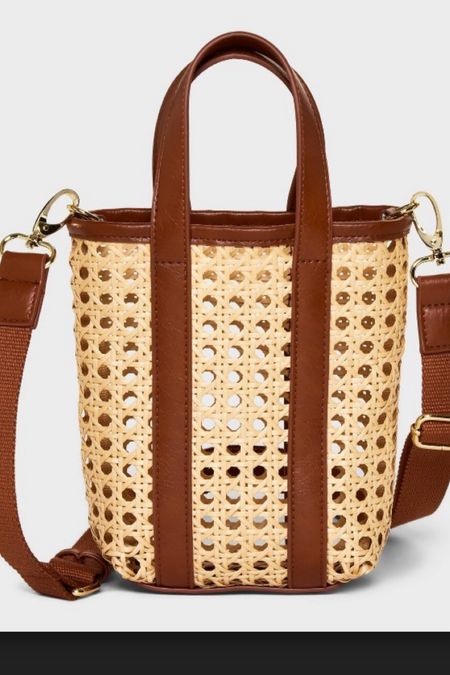 I need this bag for spring break. Under $20

#LTKstyletip #LTKitbag #LTKtravel