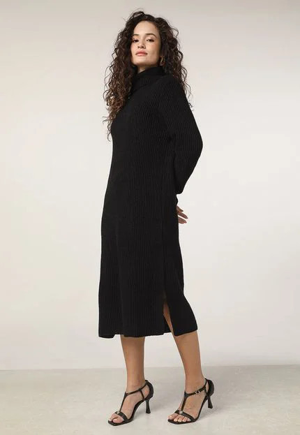 Vestido Tricot Lez a Lez Midi Gola Rolê Preto | Dafiti (BR)