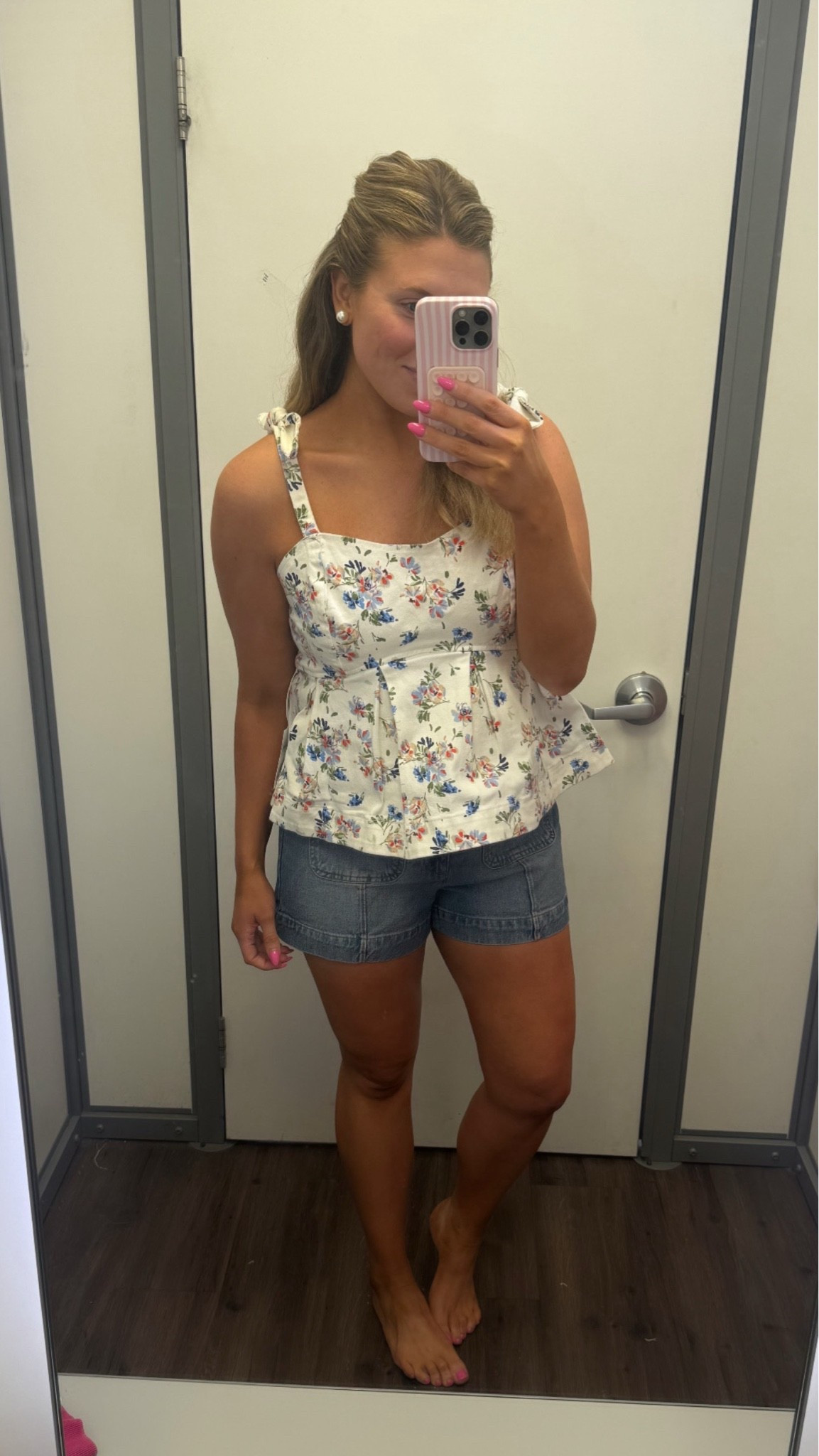 Walmart recently 🤌🏼 linked my favs! 


Wearing medium in top 
8 in shorts