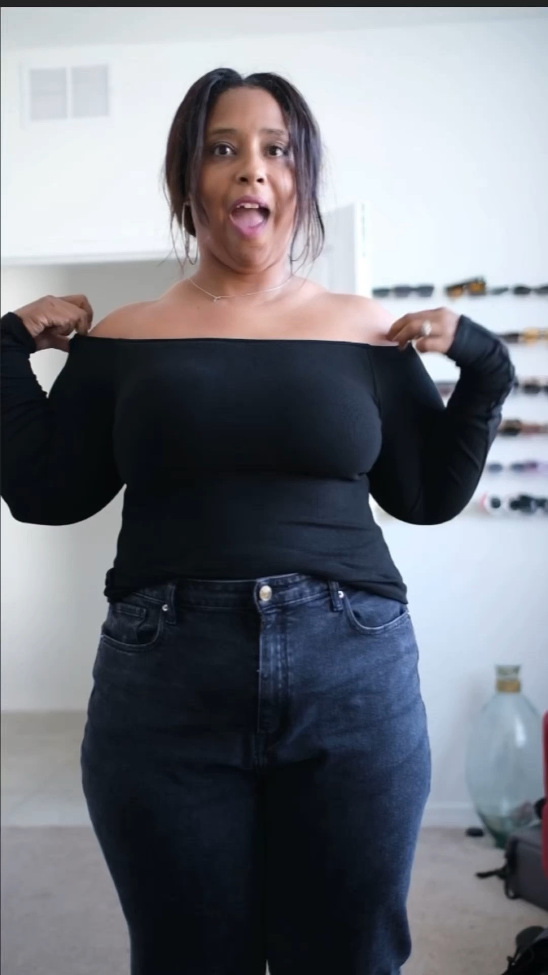 Klassy network brami try-on
Off the shoulder top with built in removable pads 

Wearing XL in all  

#LTKover40 #LTKfindsunder50 #LTKfindsunder100