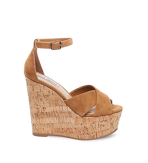 STRIKING | Steve Madden (US)