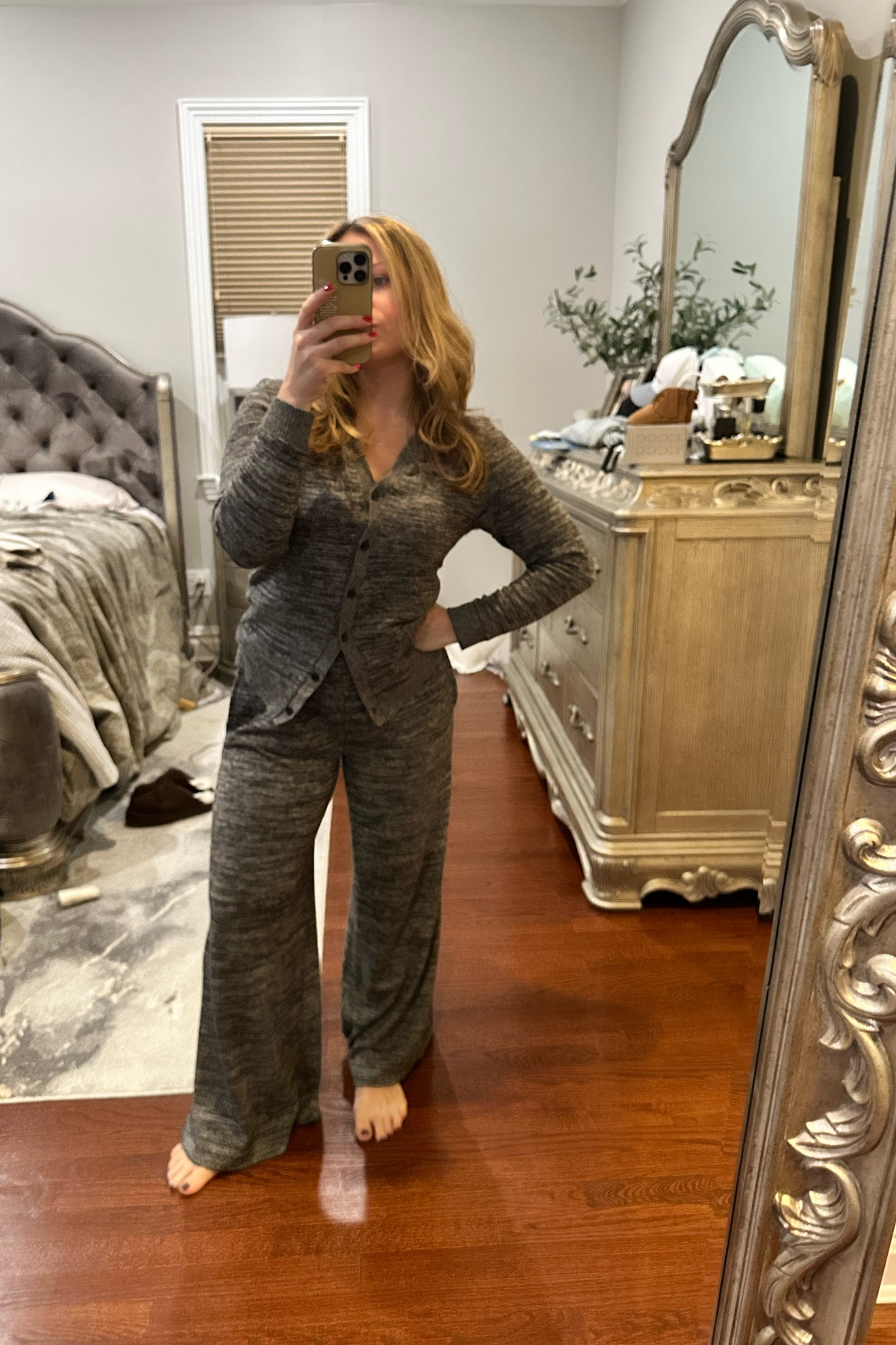 comfy loungewear set 

#LTKSaleAlert #LTKFindsUnder100 #LTKStyleTip